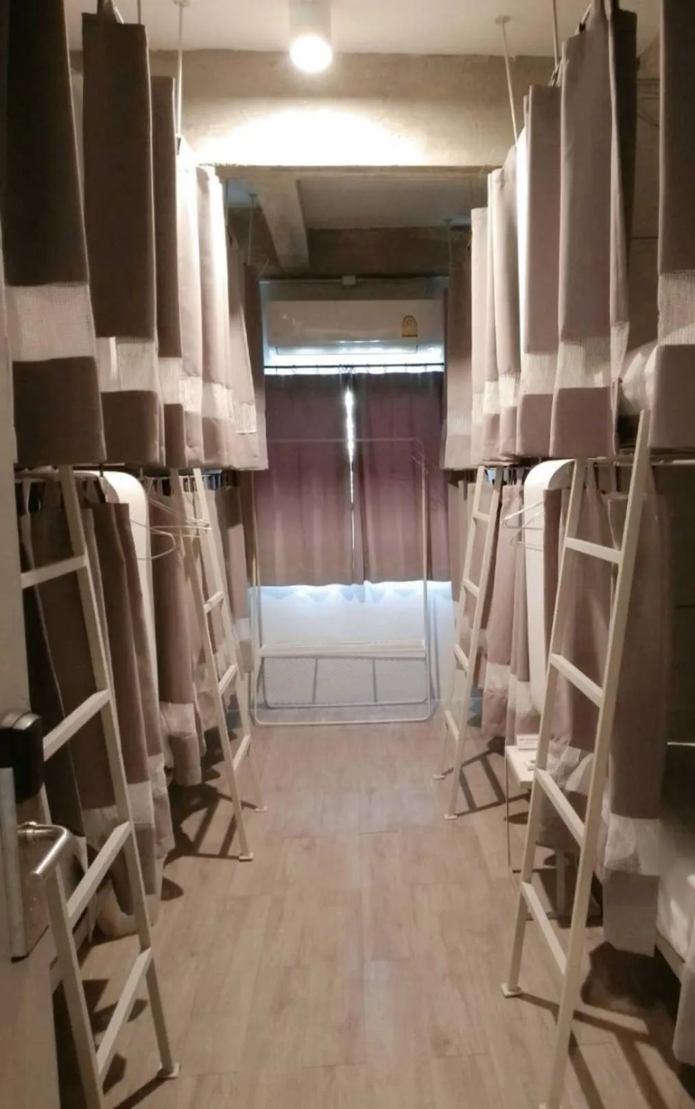 bunk bed in Bedspread Hostel