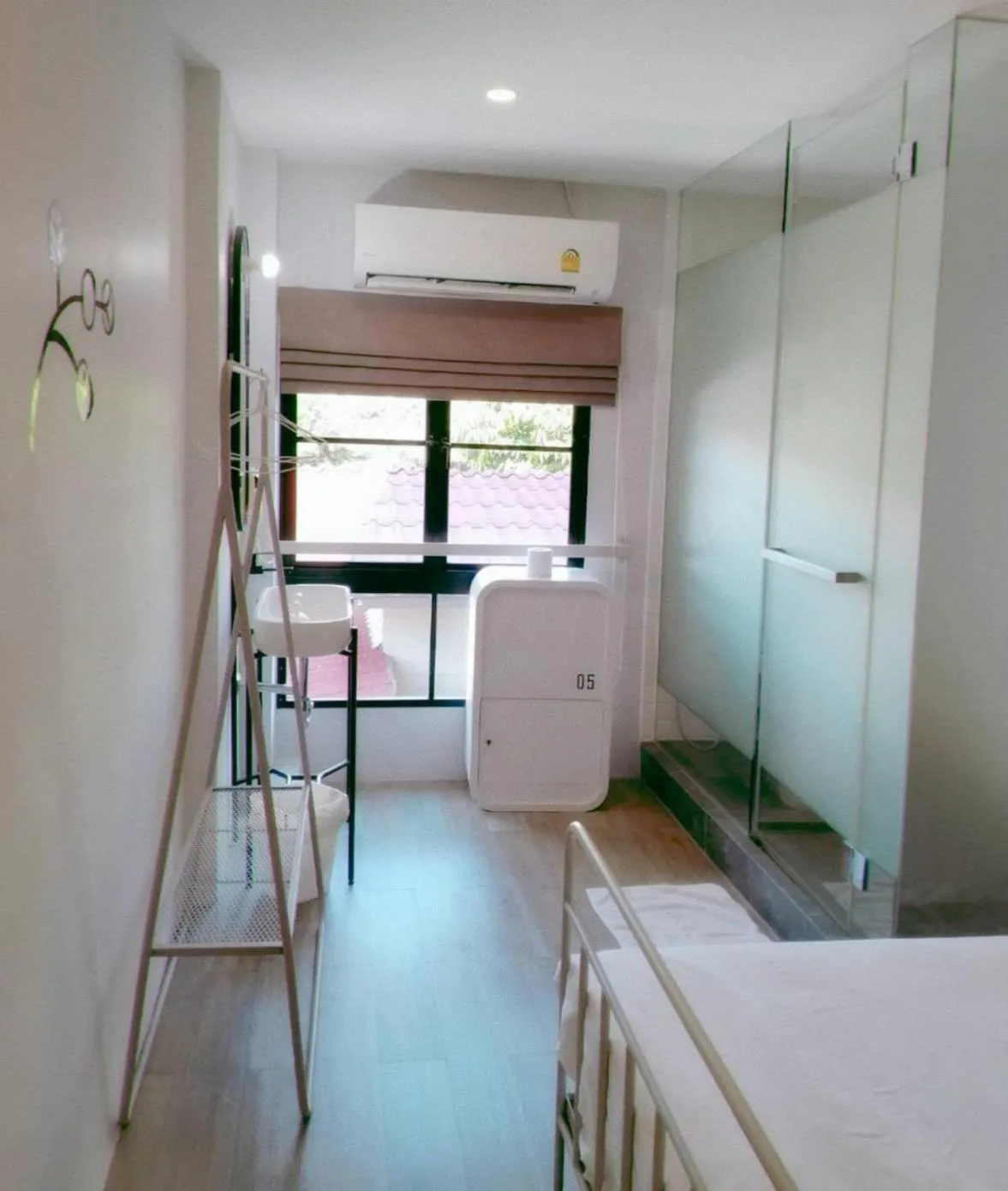 Bathroom in Bedspread Hostel