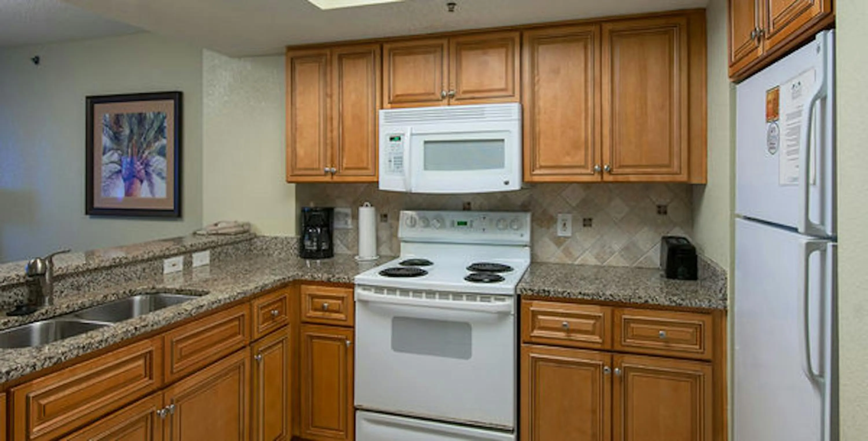 Kitchen or kitchenette in Compass Cove
