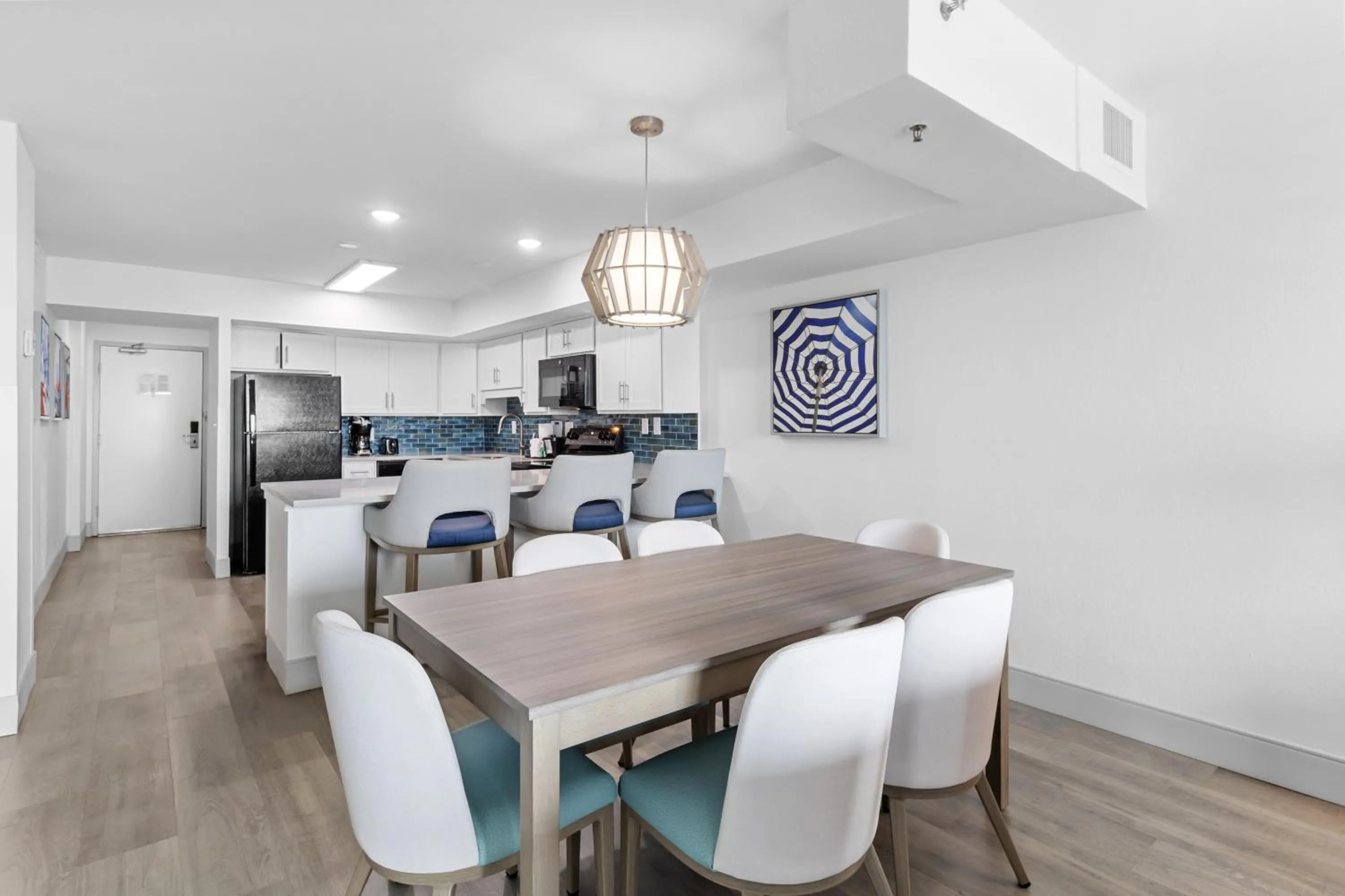 Kitchen or kitchenette in Compass Cove