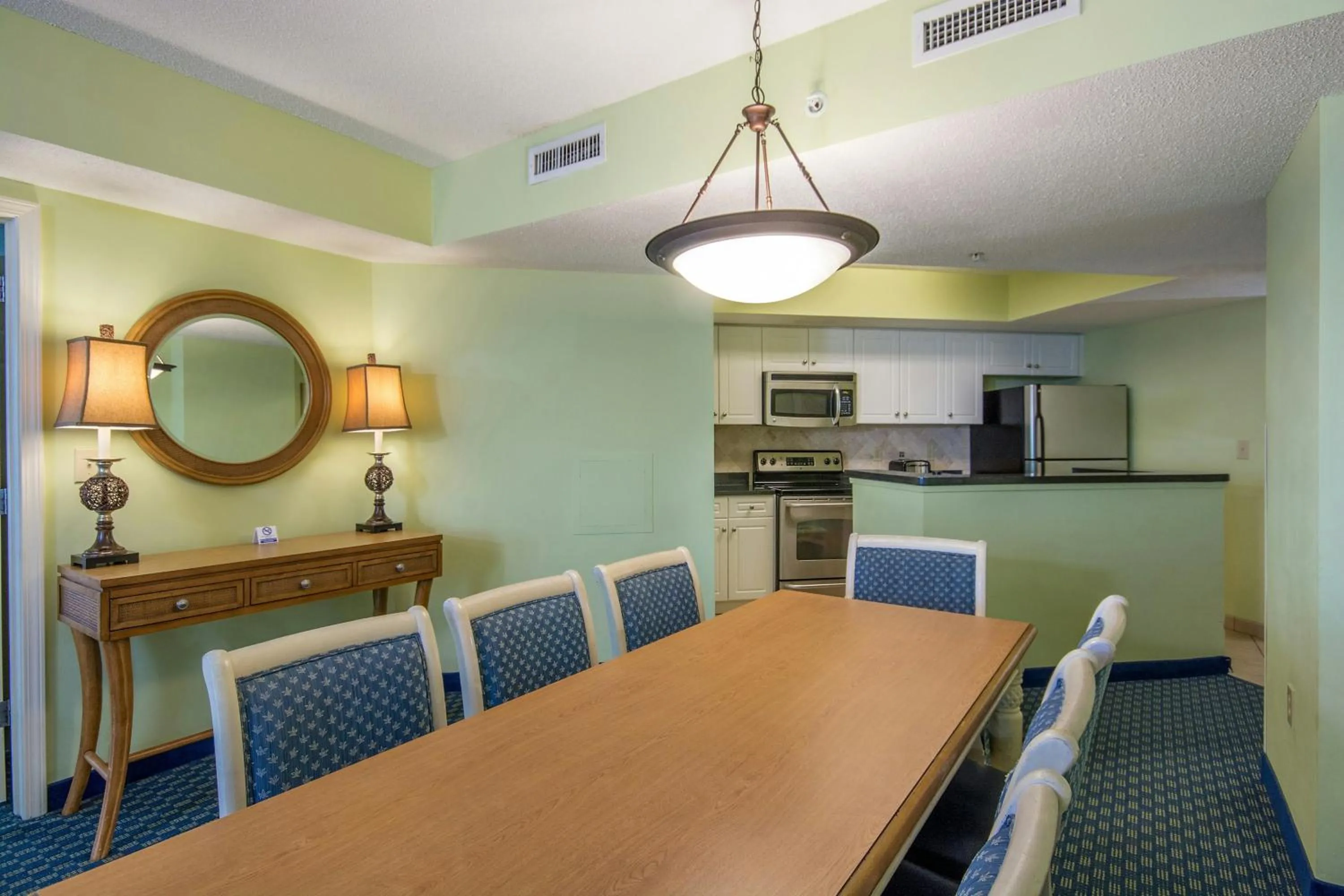 Dining area in Caribbean Resort Myrtle Beach
