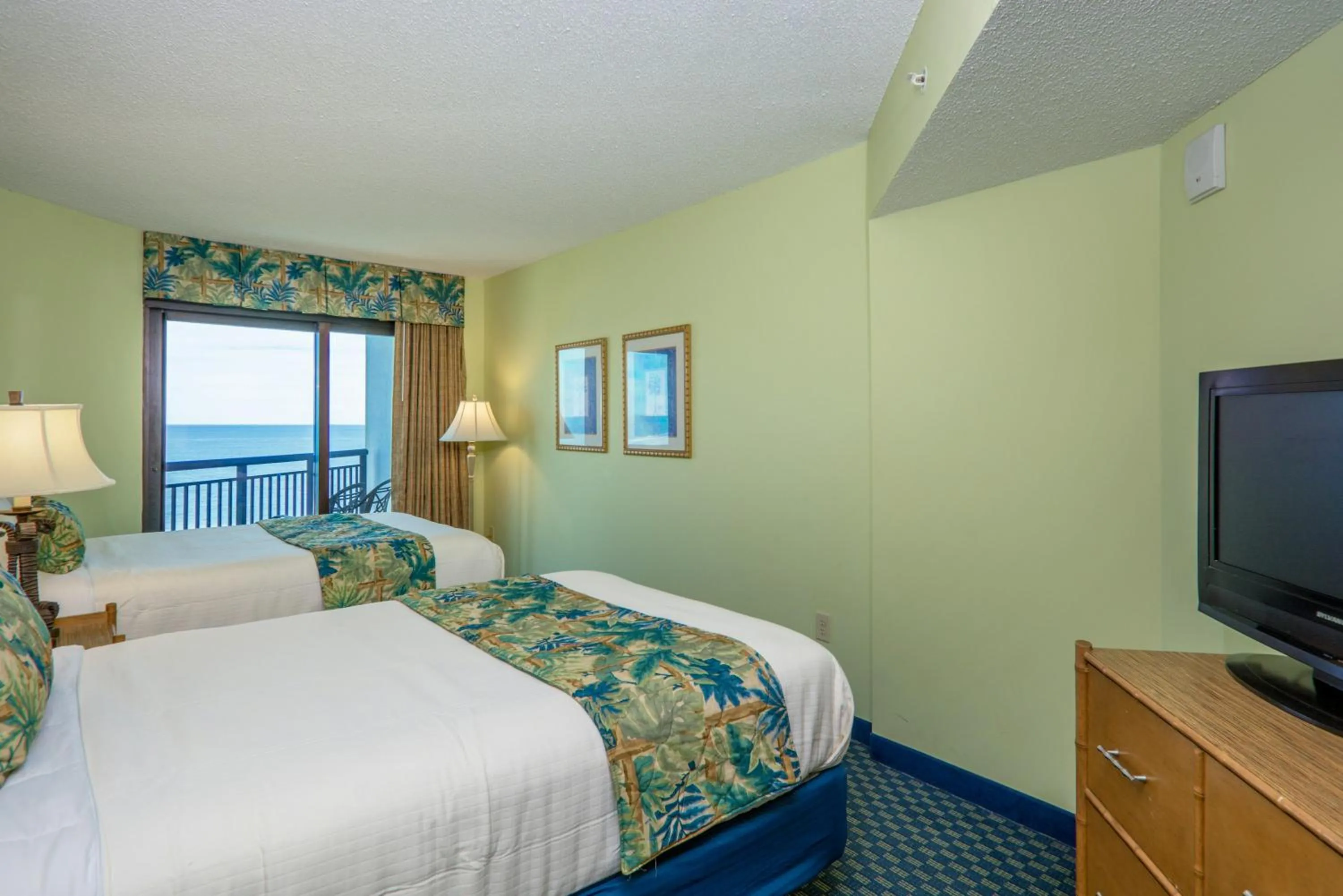 Bed in Caribbean Resort Myrtle Beach