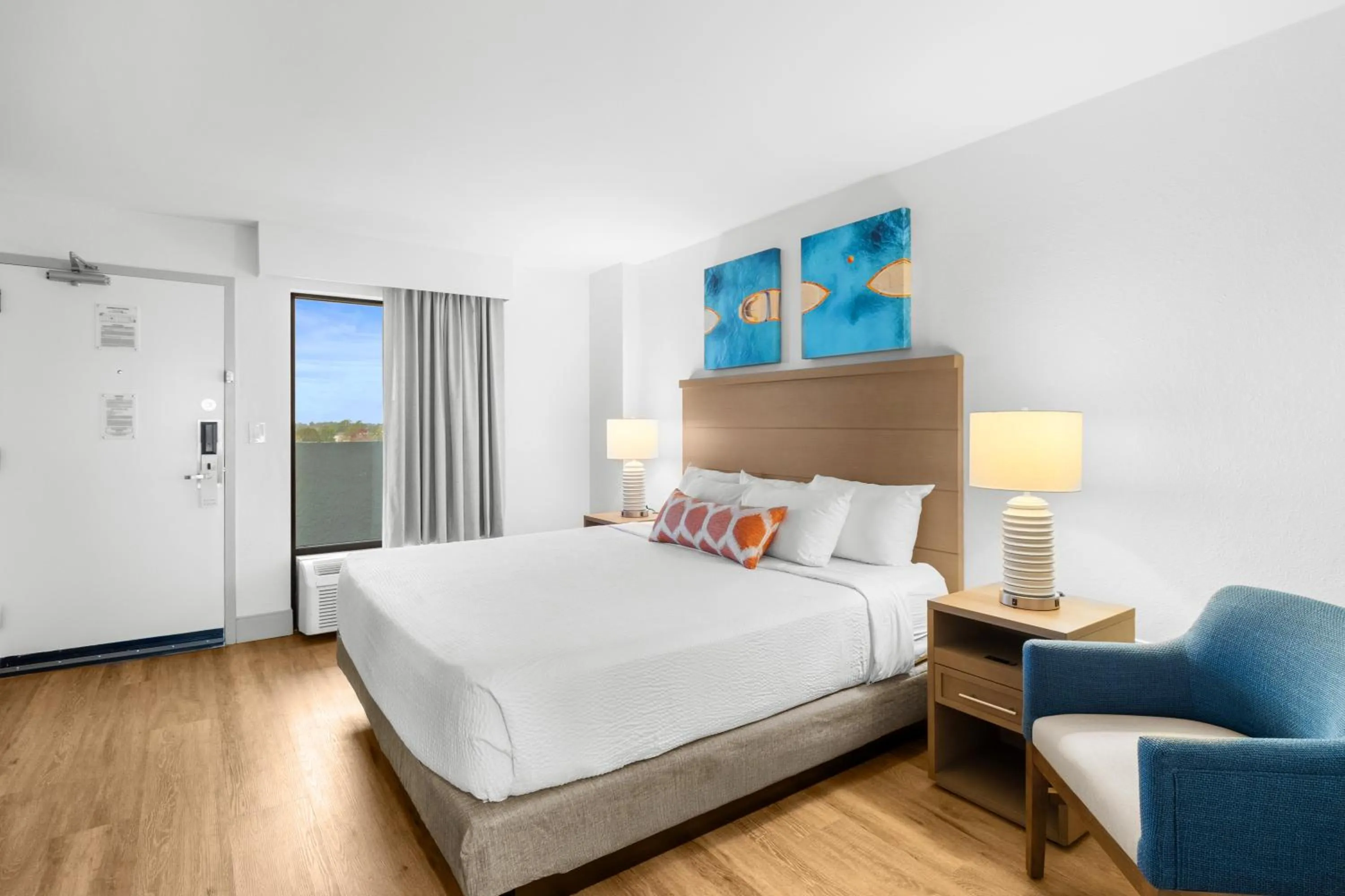 Bedroom, Bed in Caribbean Resort Myrtle Beach