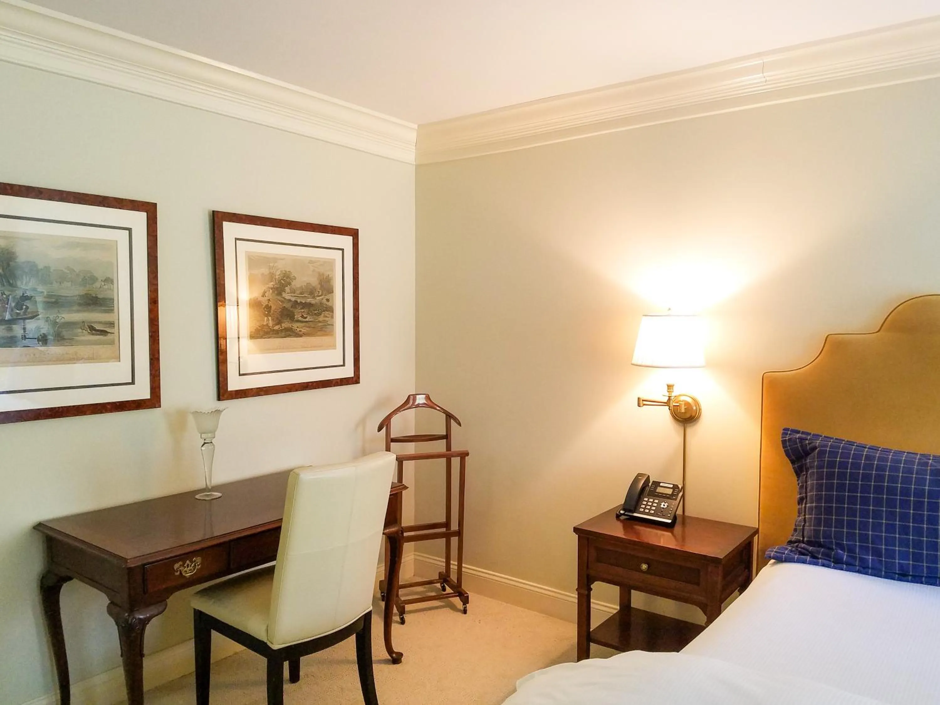 Bed in Copper Beech Inn