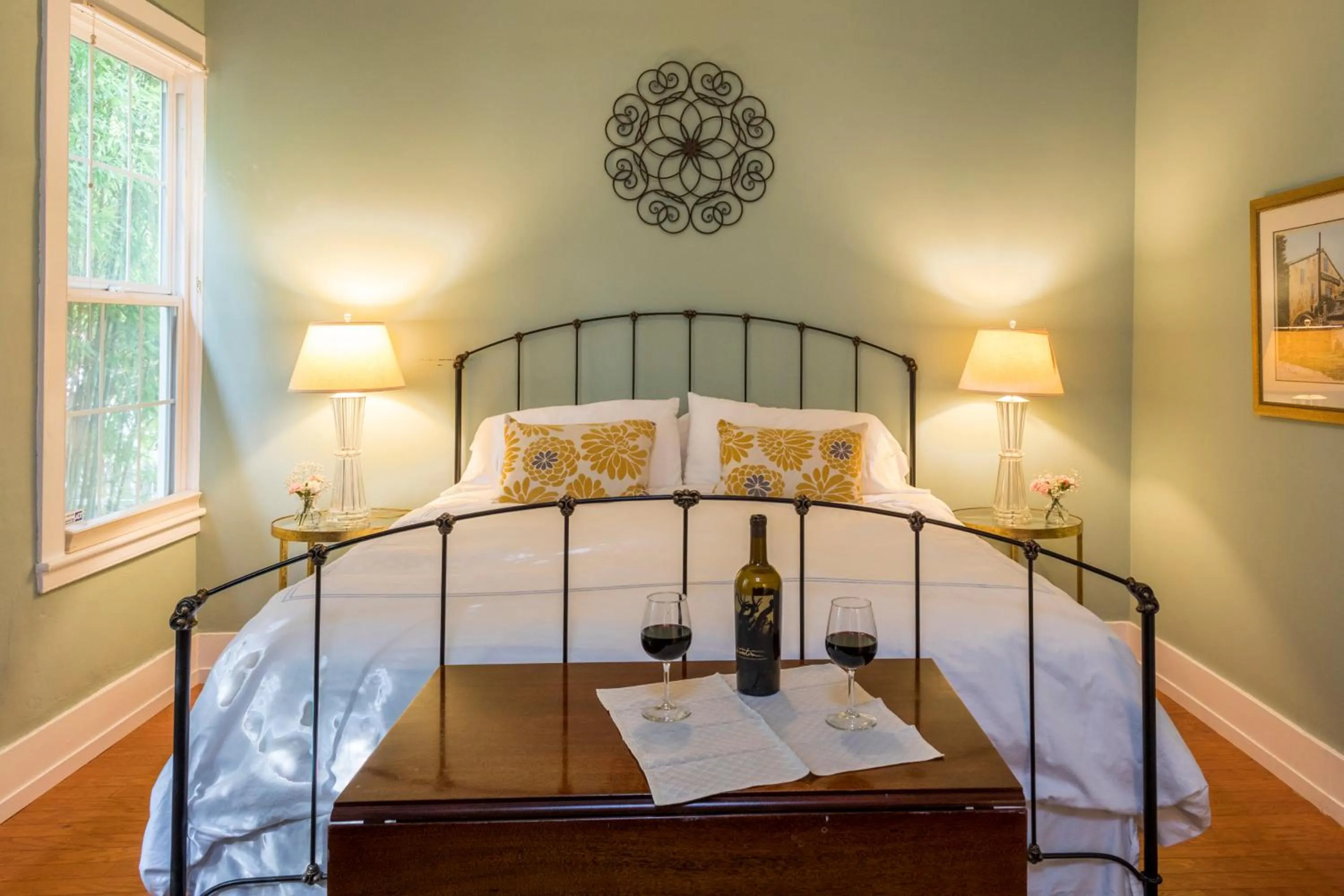 Deluxe King Room in Inn St Helena