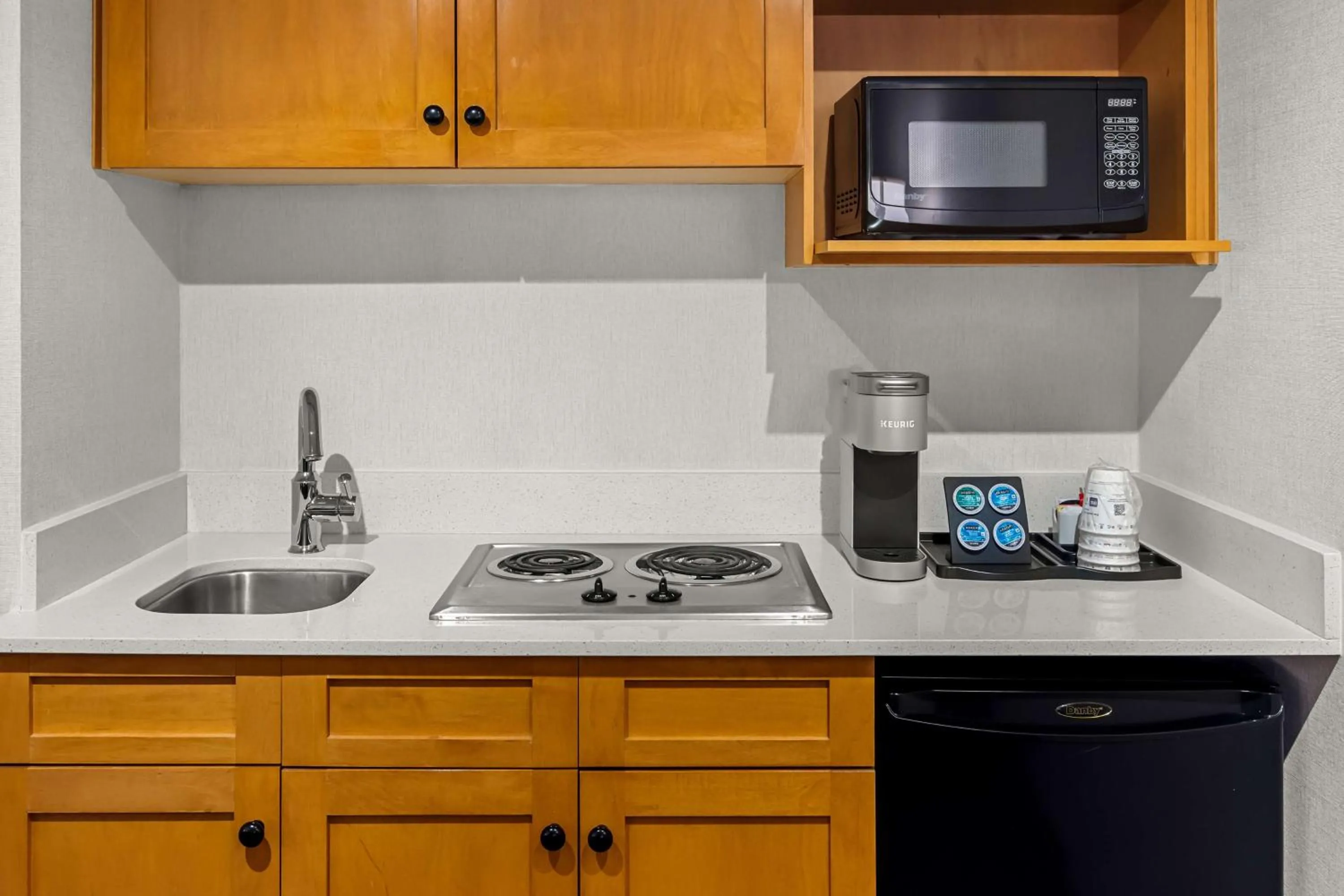 Photo of the whole room in Best Western PLUS Langley Inn