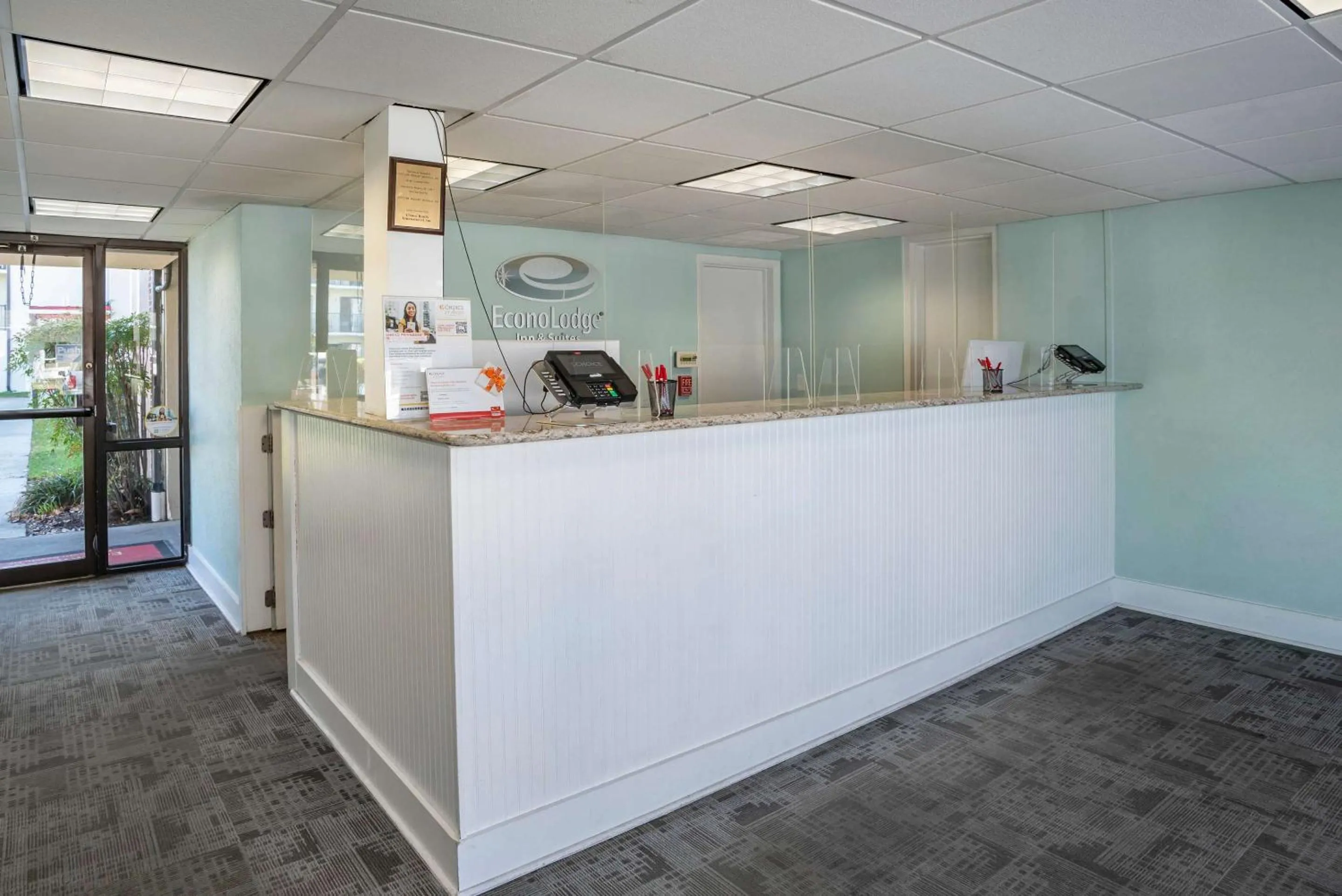 Lobby or reception in Econo Lodge Inn & Suites Rehoboth Beach