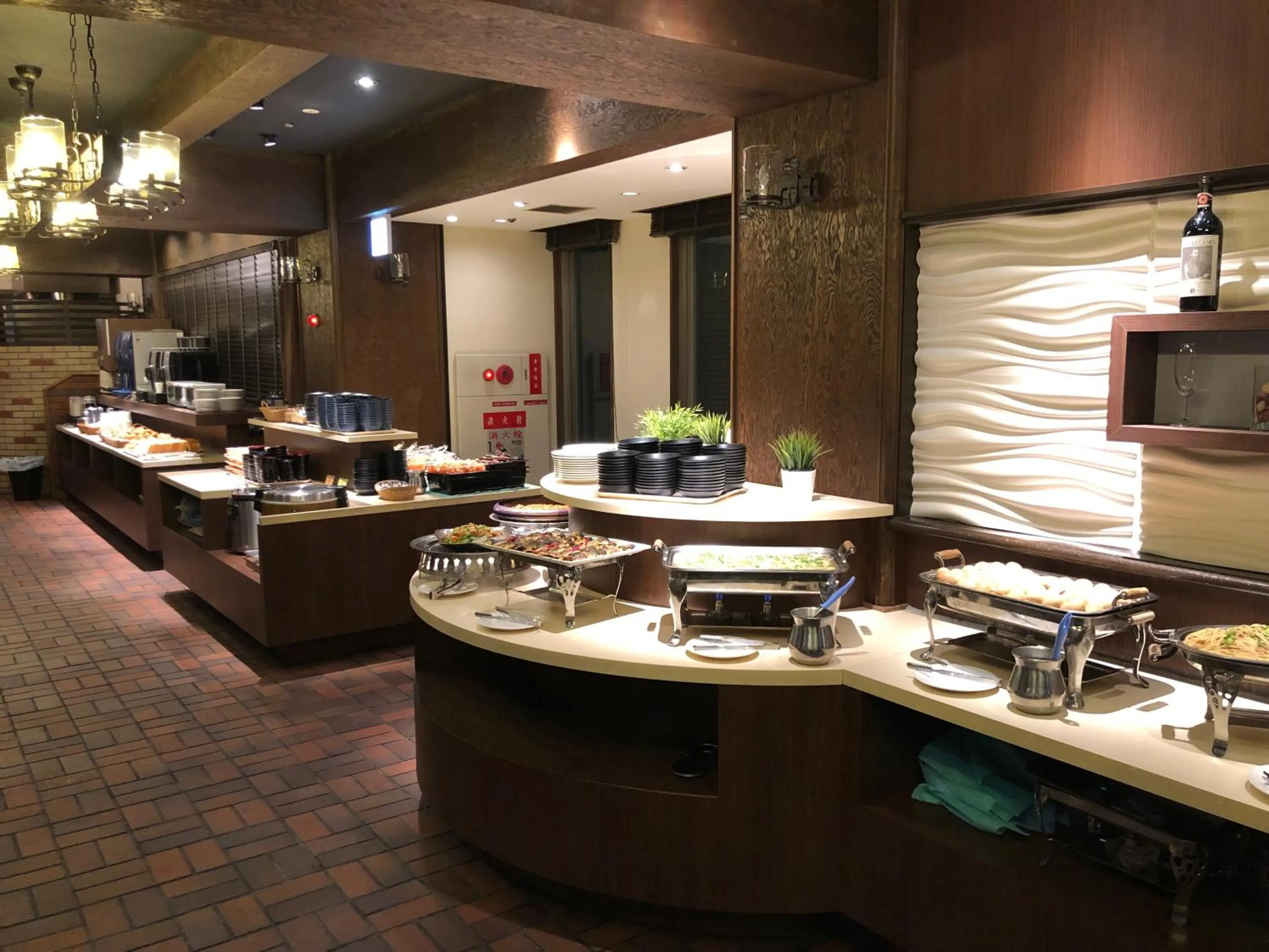 Restaurant/places to eat in Hotel il Grande Umeda