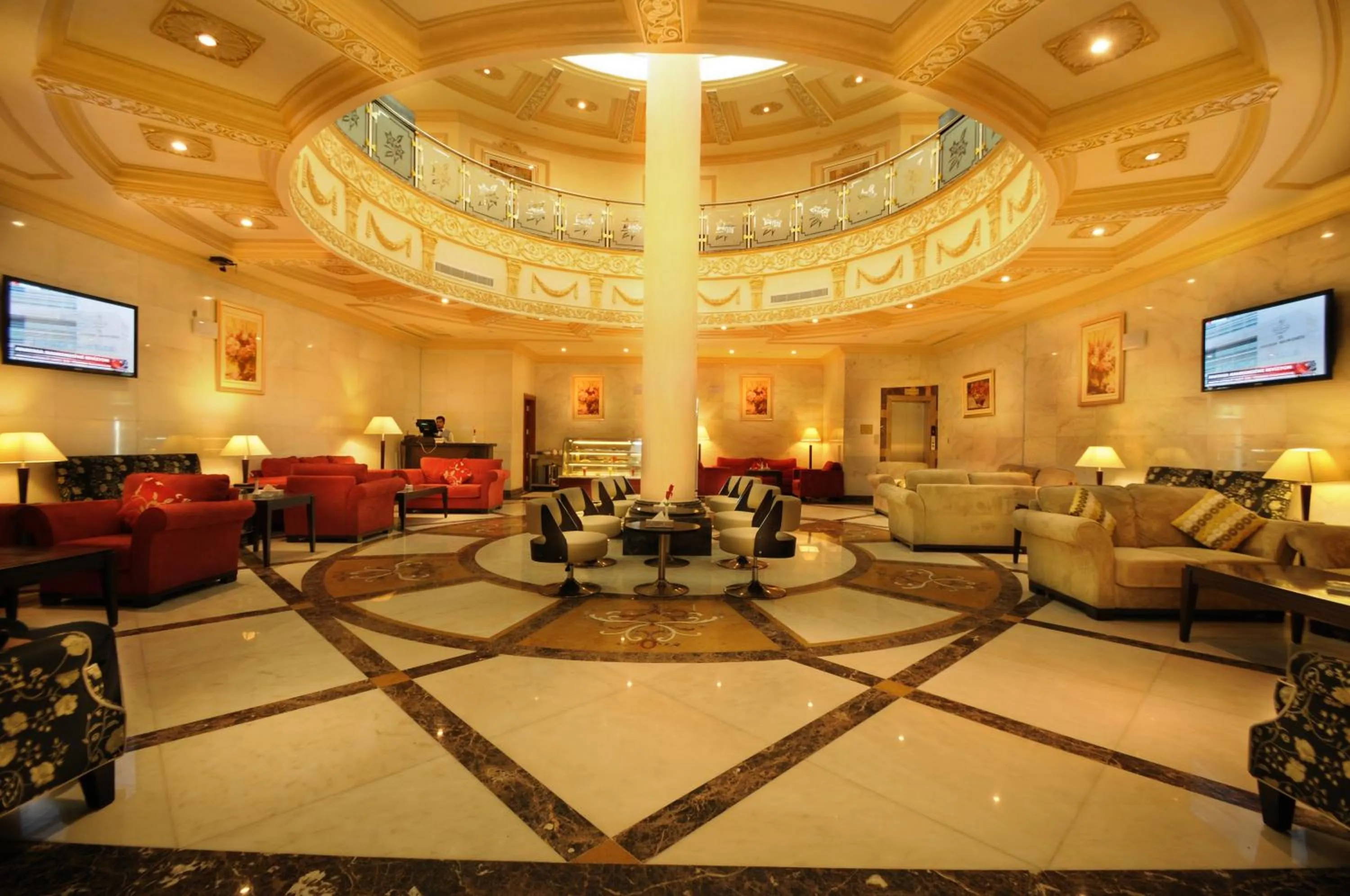 Lobby or reception in Dar Al Naem Hotel