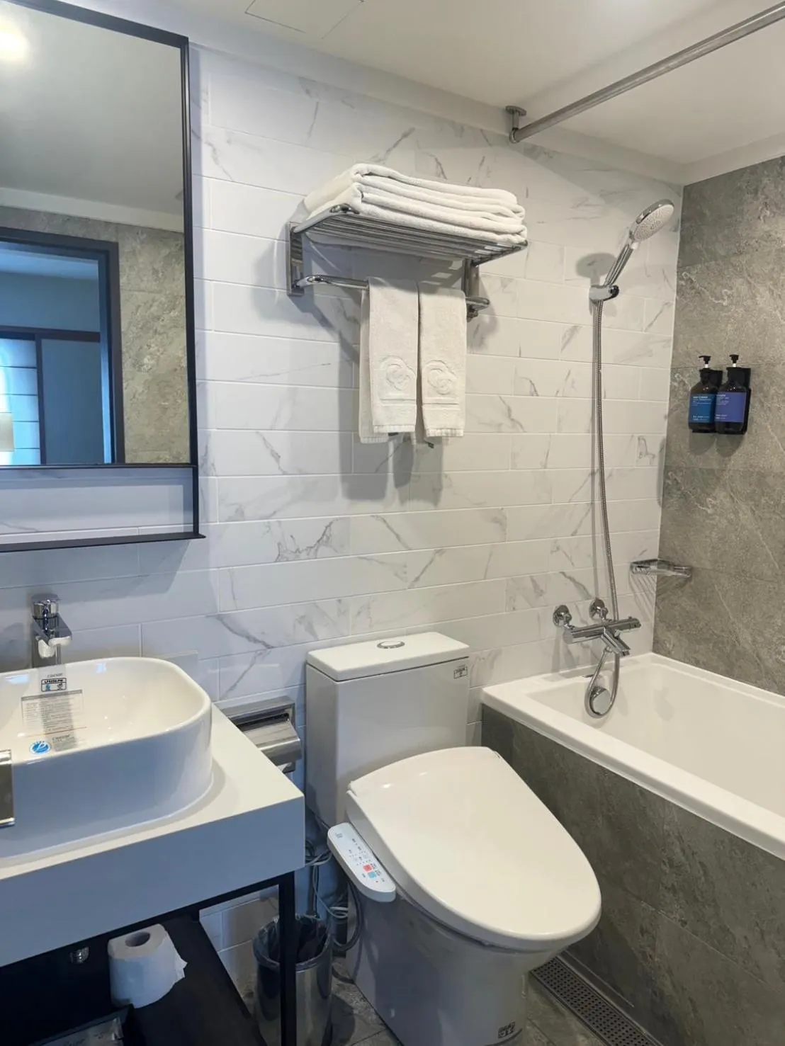 Toilet in Delight Hotel