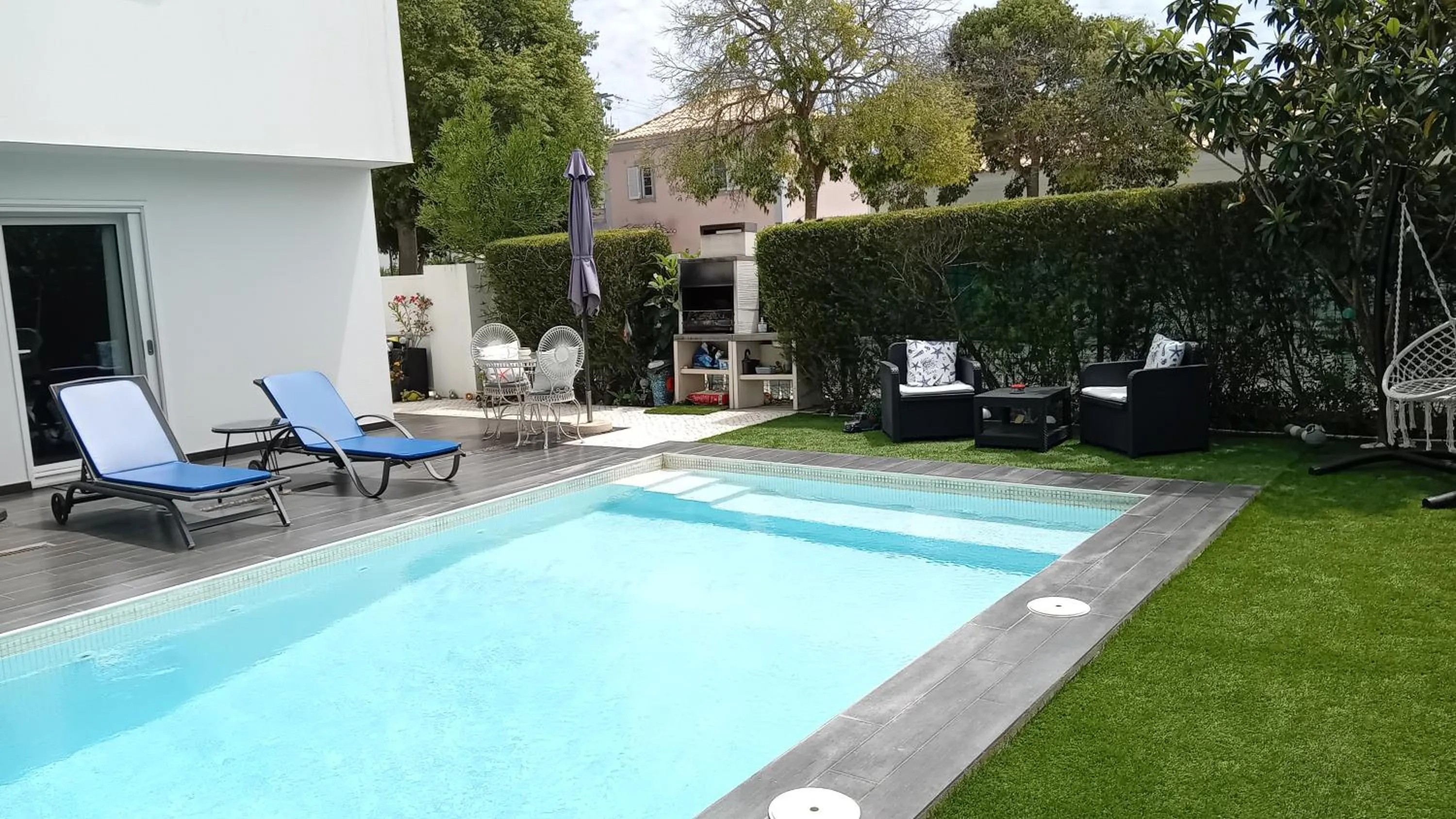 Property building in Tavira independent suite with Pool at Casa Reflexos