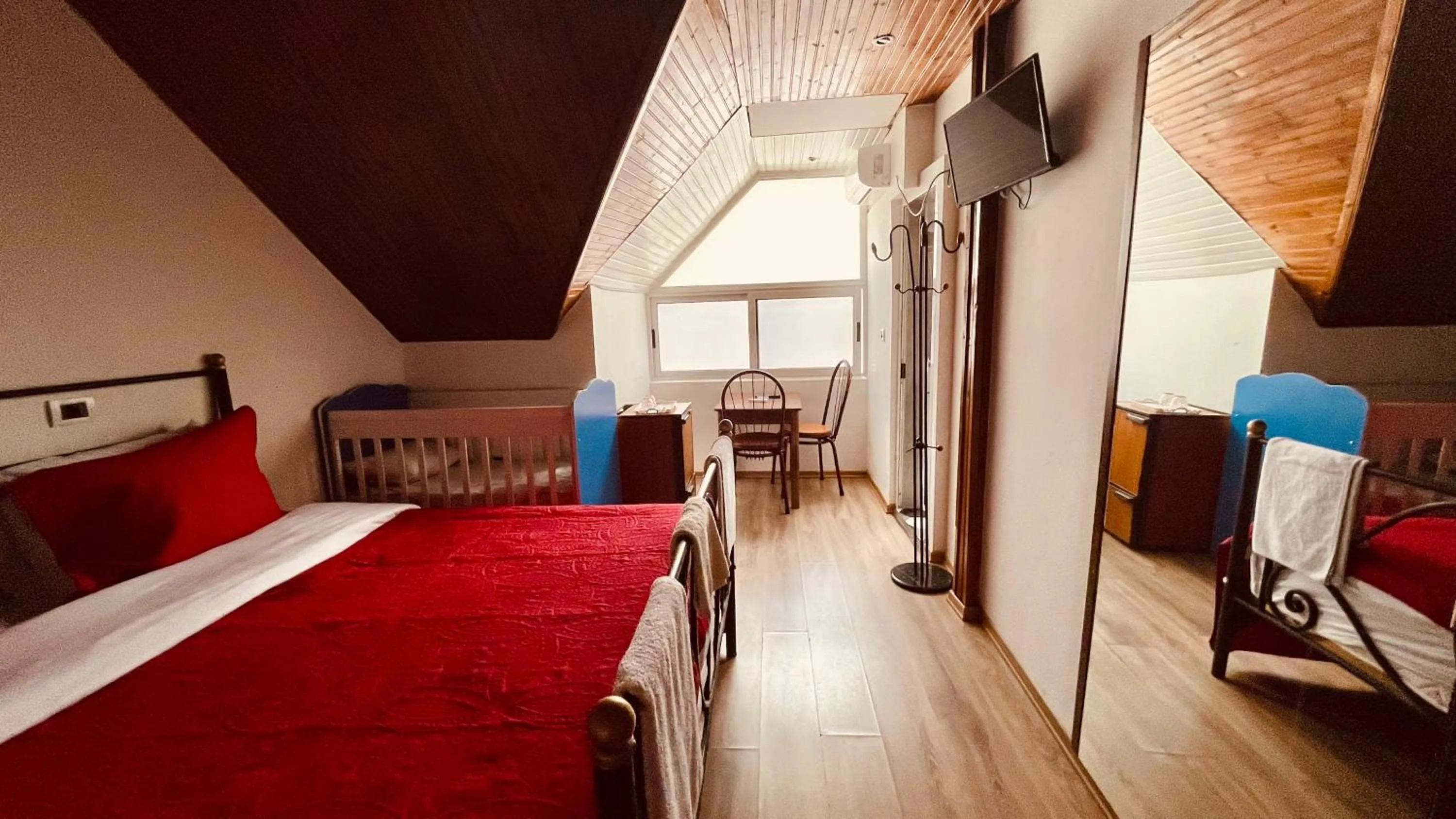 Photo of the whole room, Bed in Hotel Drinos