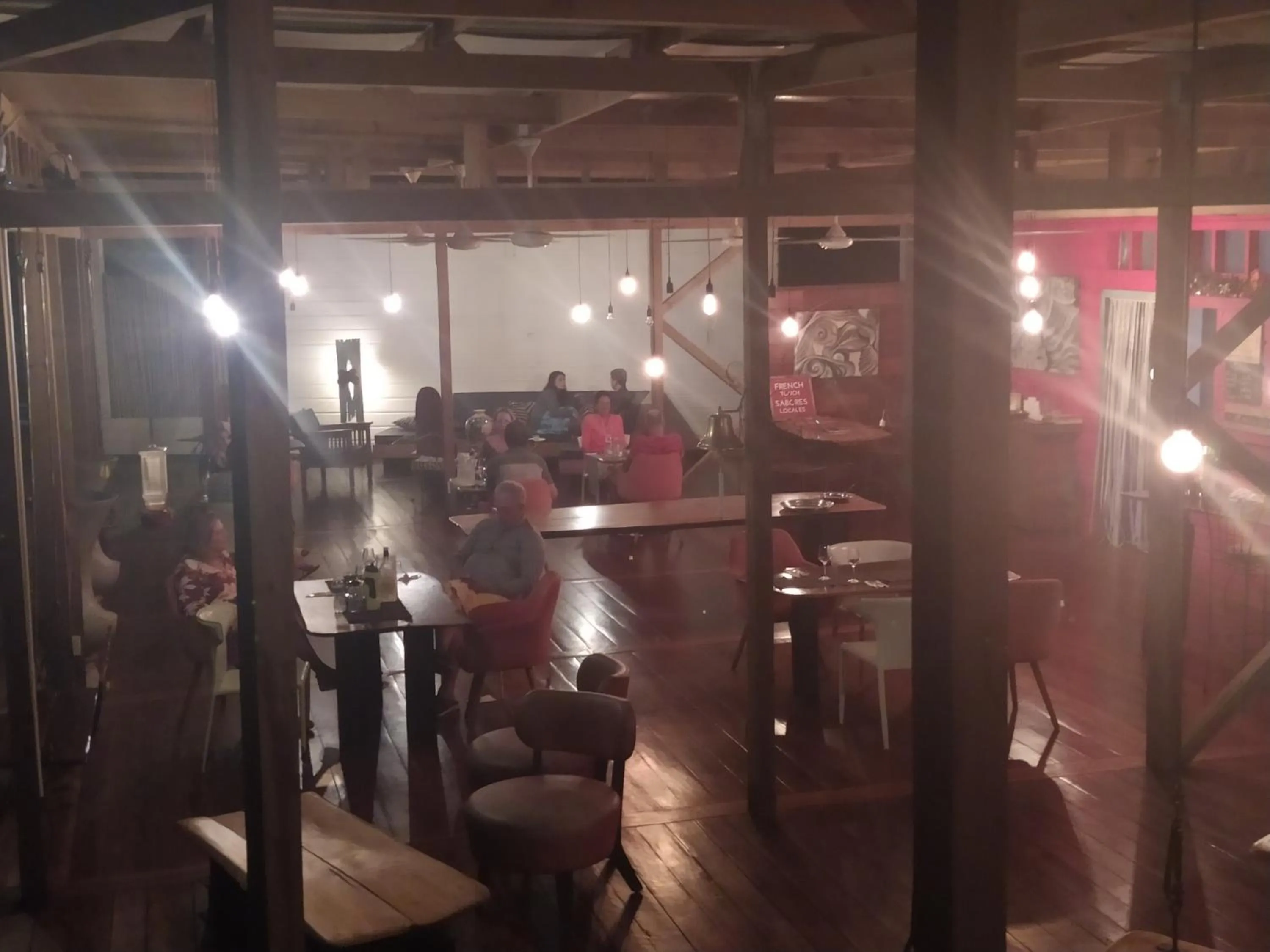 Restaurant/places to eat in Villa F&B