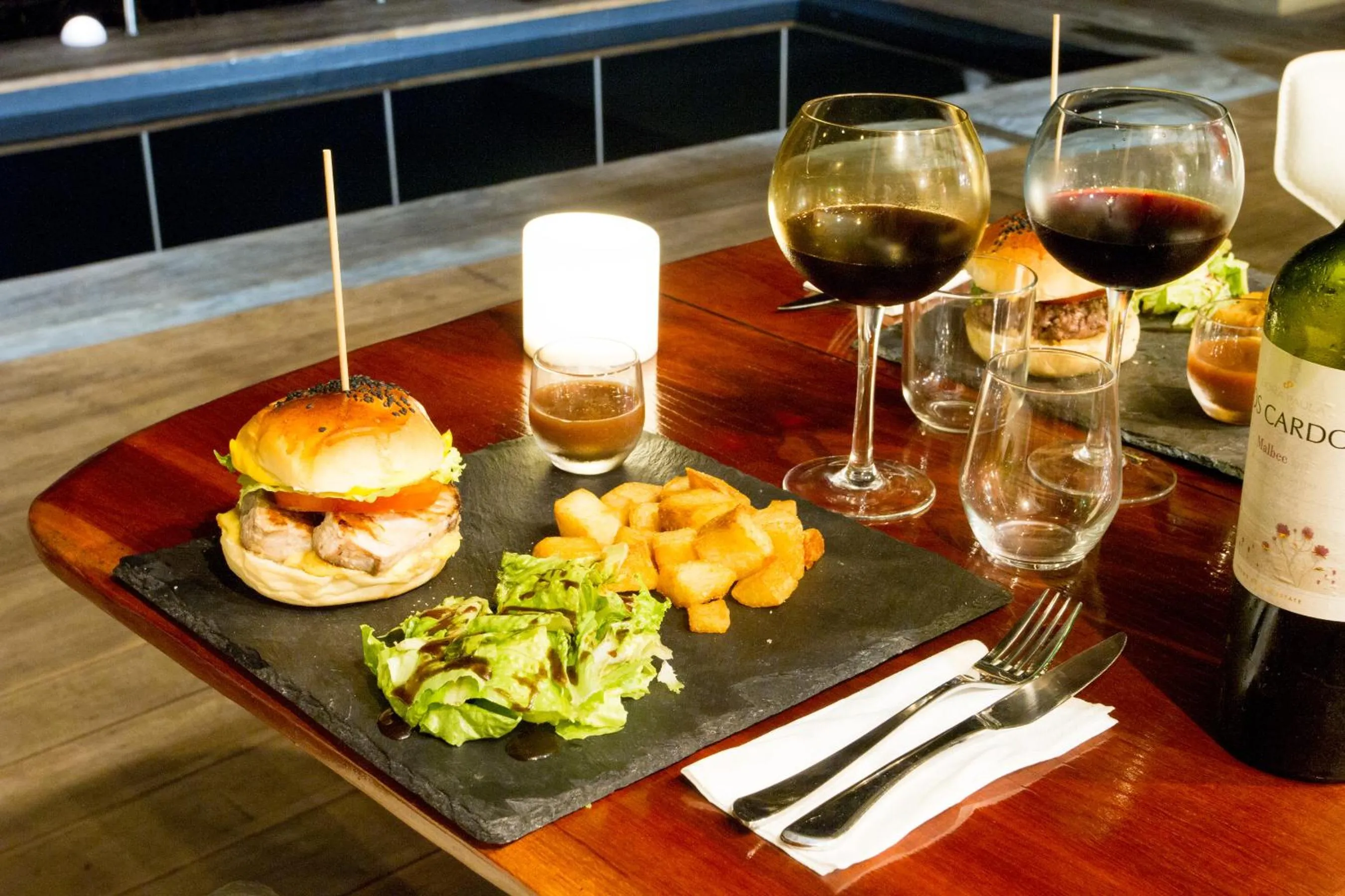 Food and drinks in Villa F&B