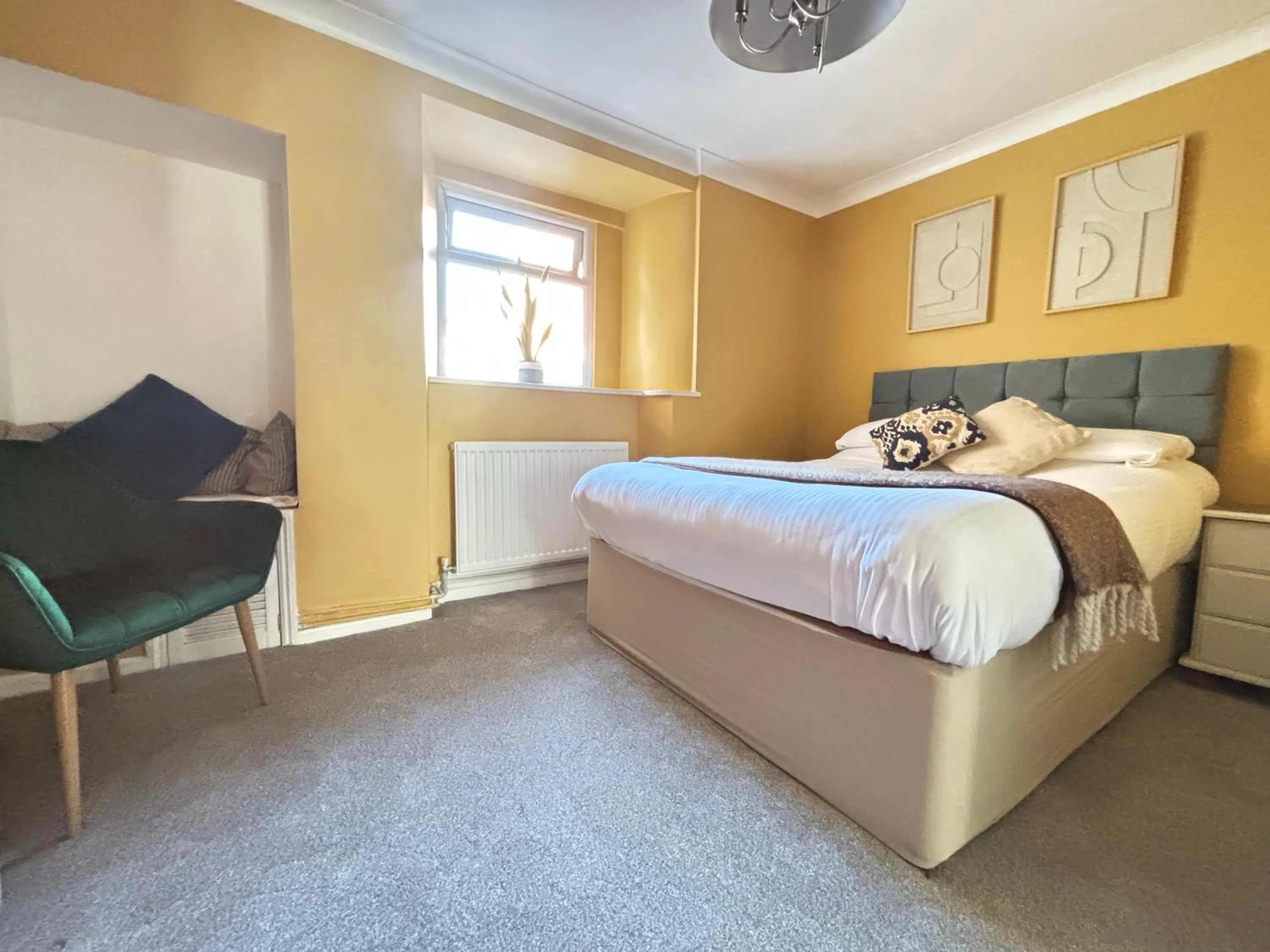 Bed in Three Palms Hotel