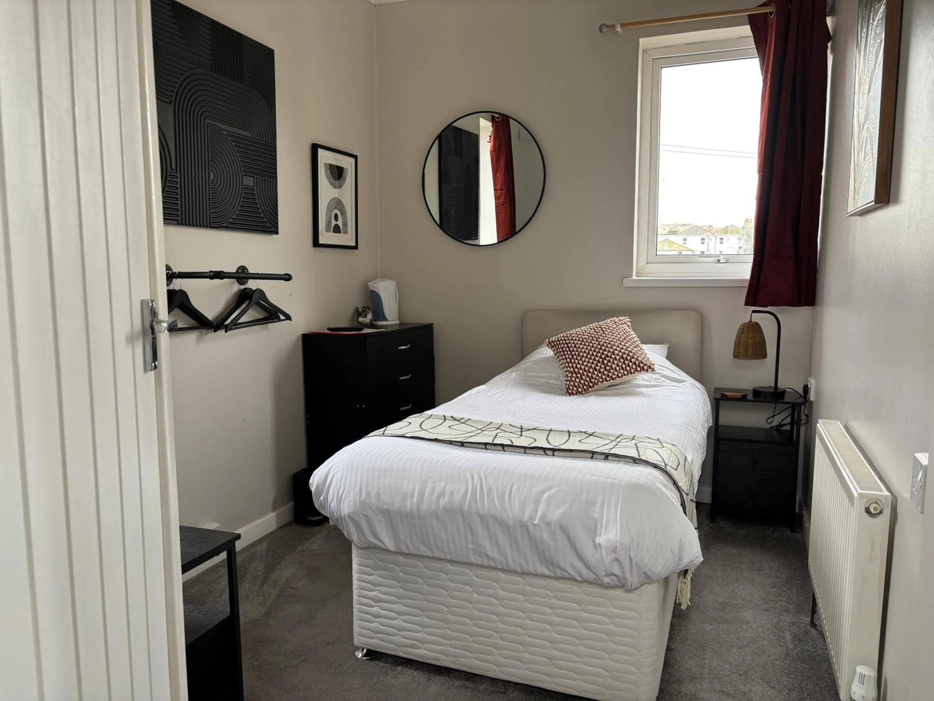 Bed in Three Palms Hotel