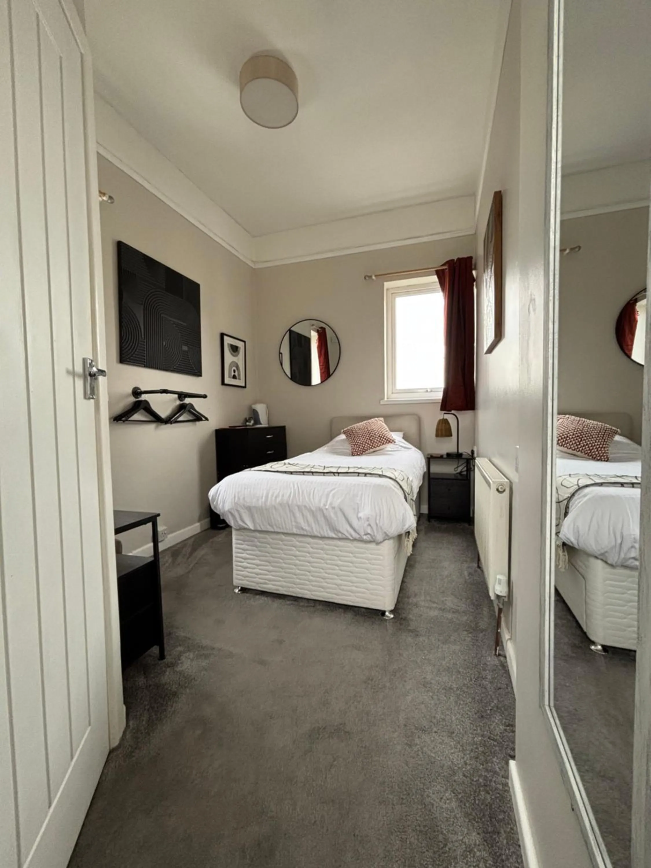 Bed in Three Palms Hotel