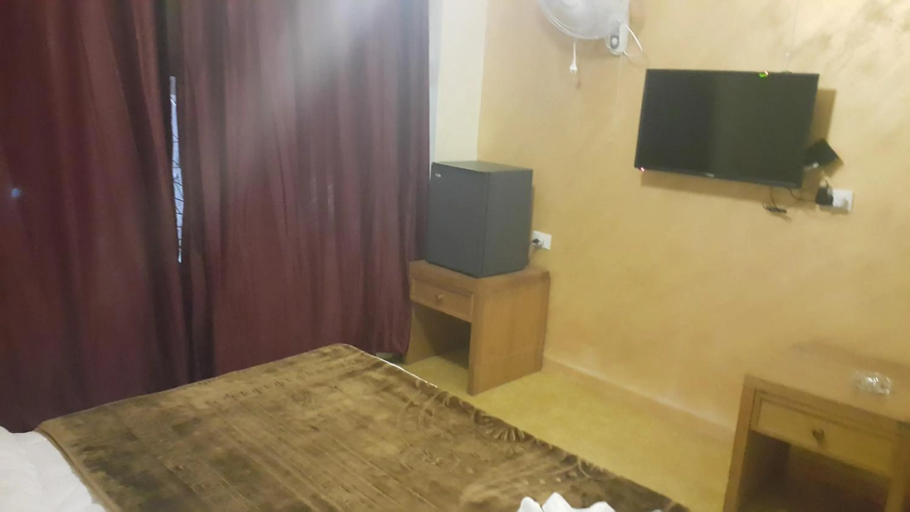 Bedroom, Bed in Al-Houriat Hotel