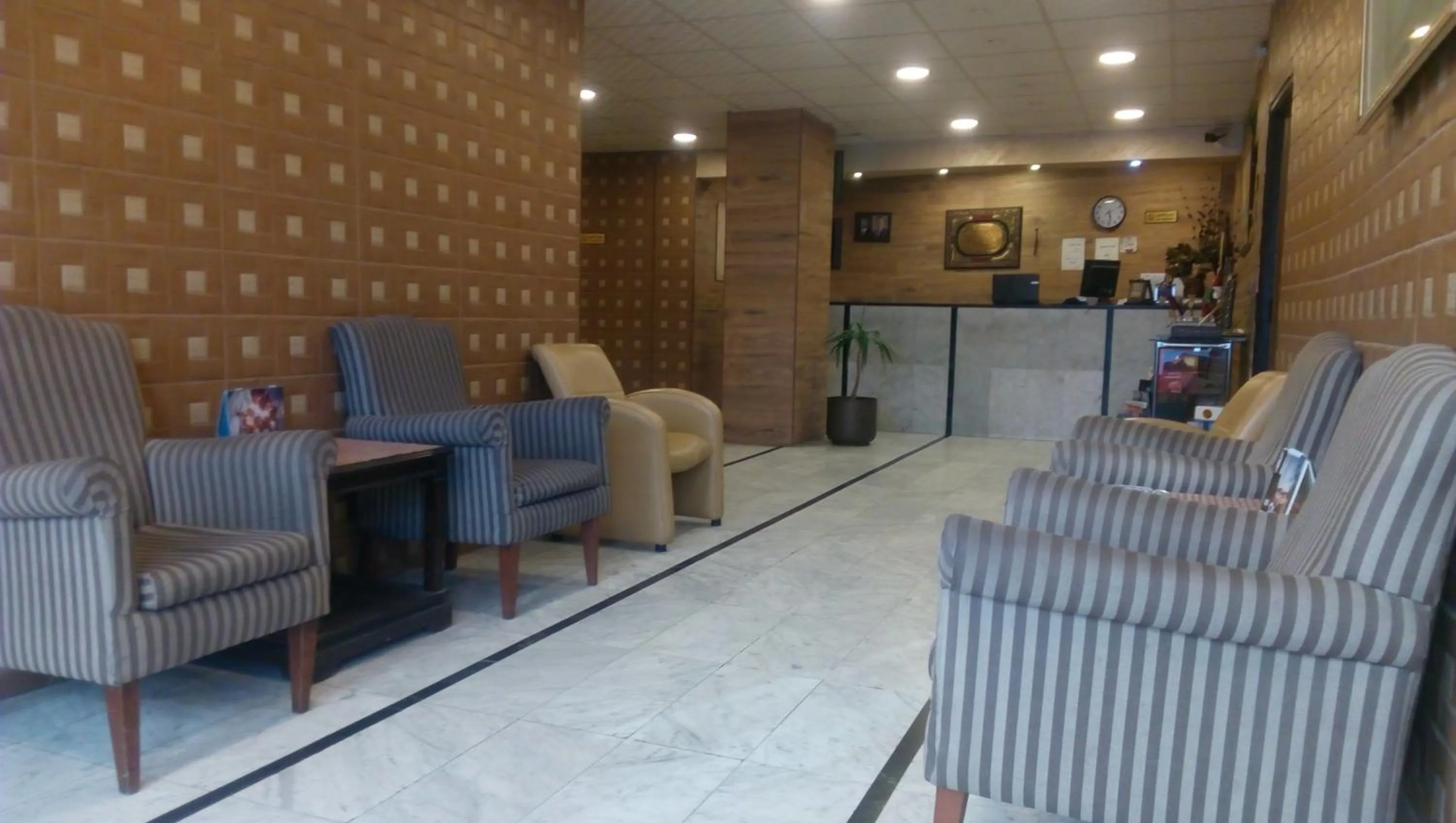 Facade/entrance in Al-Houriat Hotel