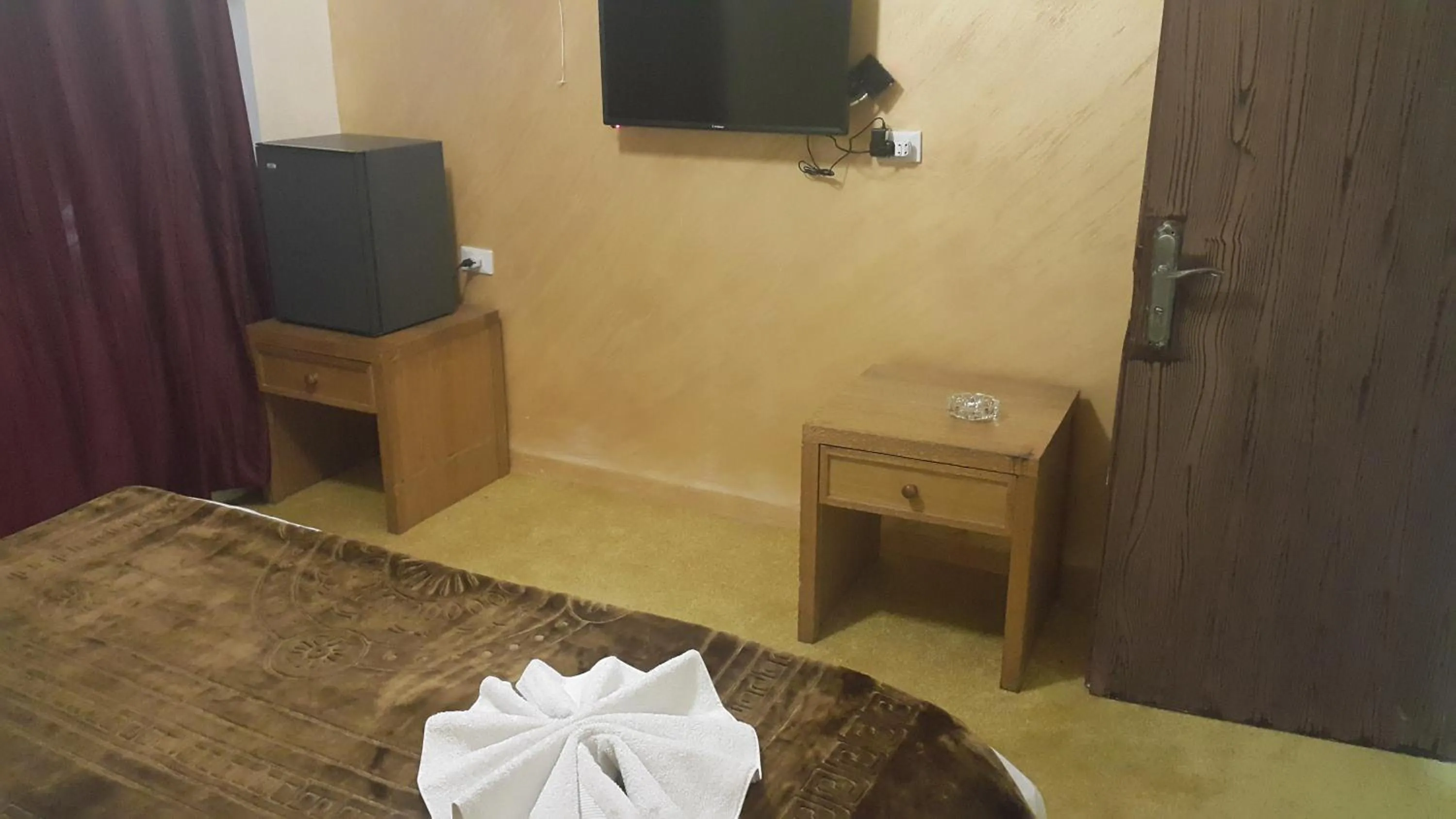 Bedroom, Bed in Al-Houriat Hotel