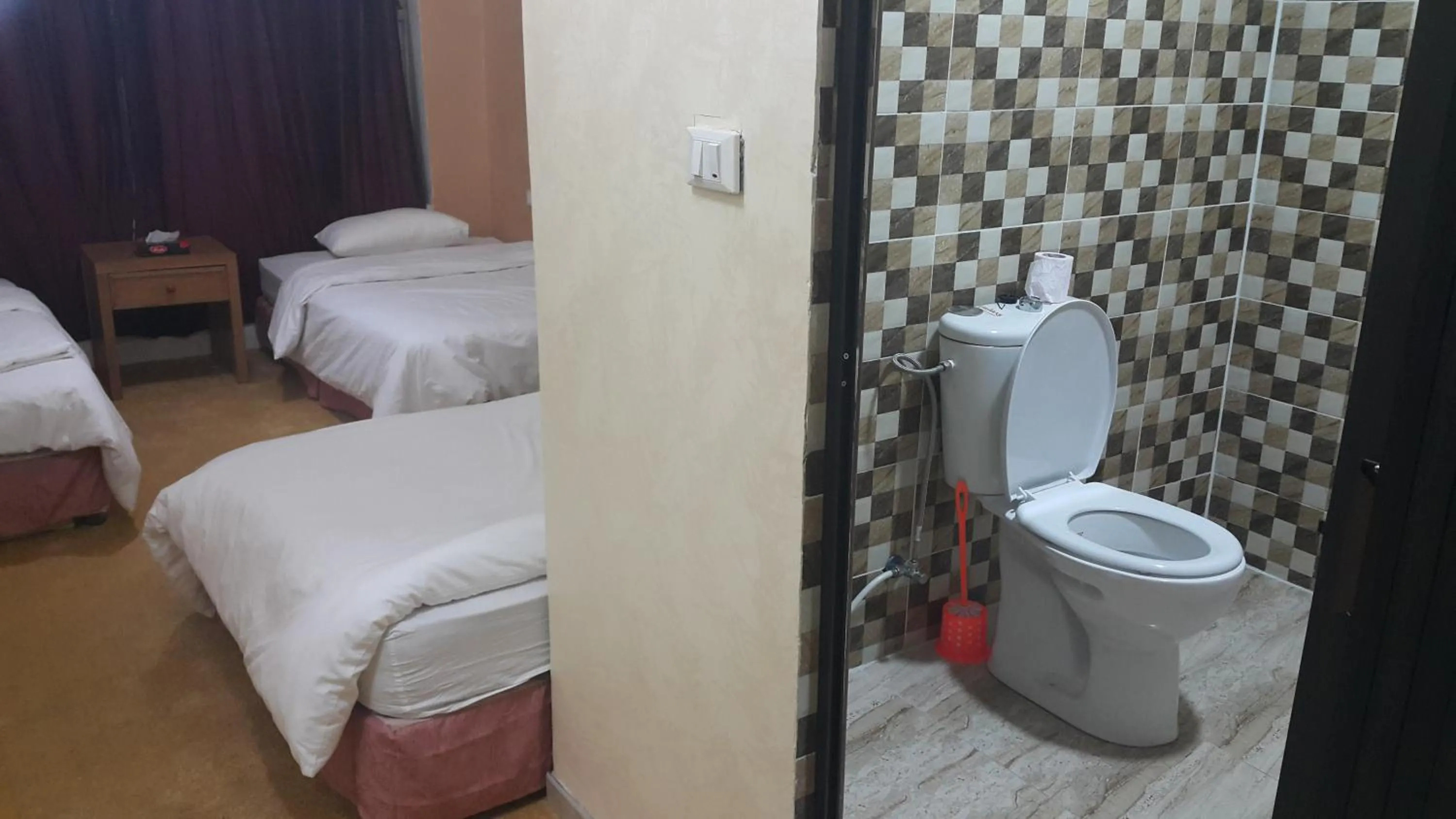 Bedroom, Bed in Al-Houriat Hotel