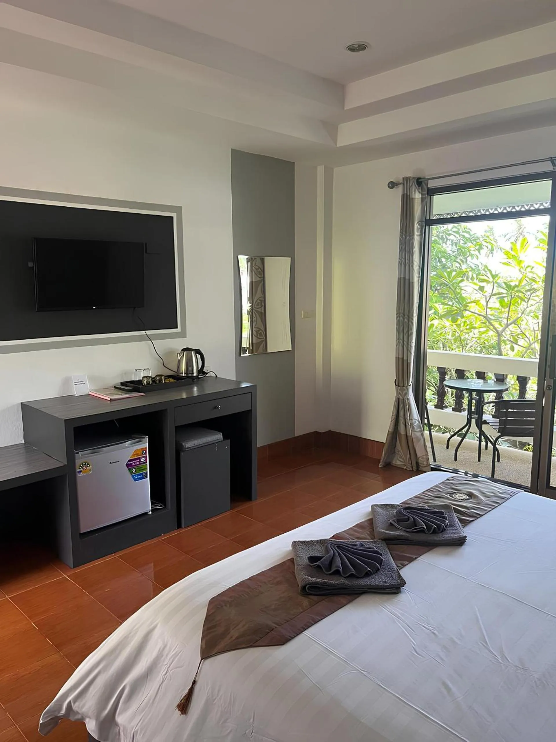 Bed in Tropical Palm