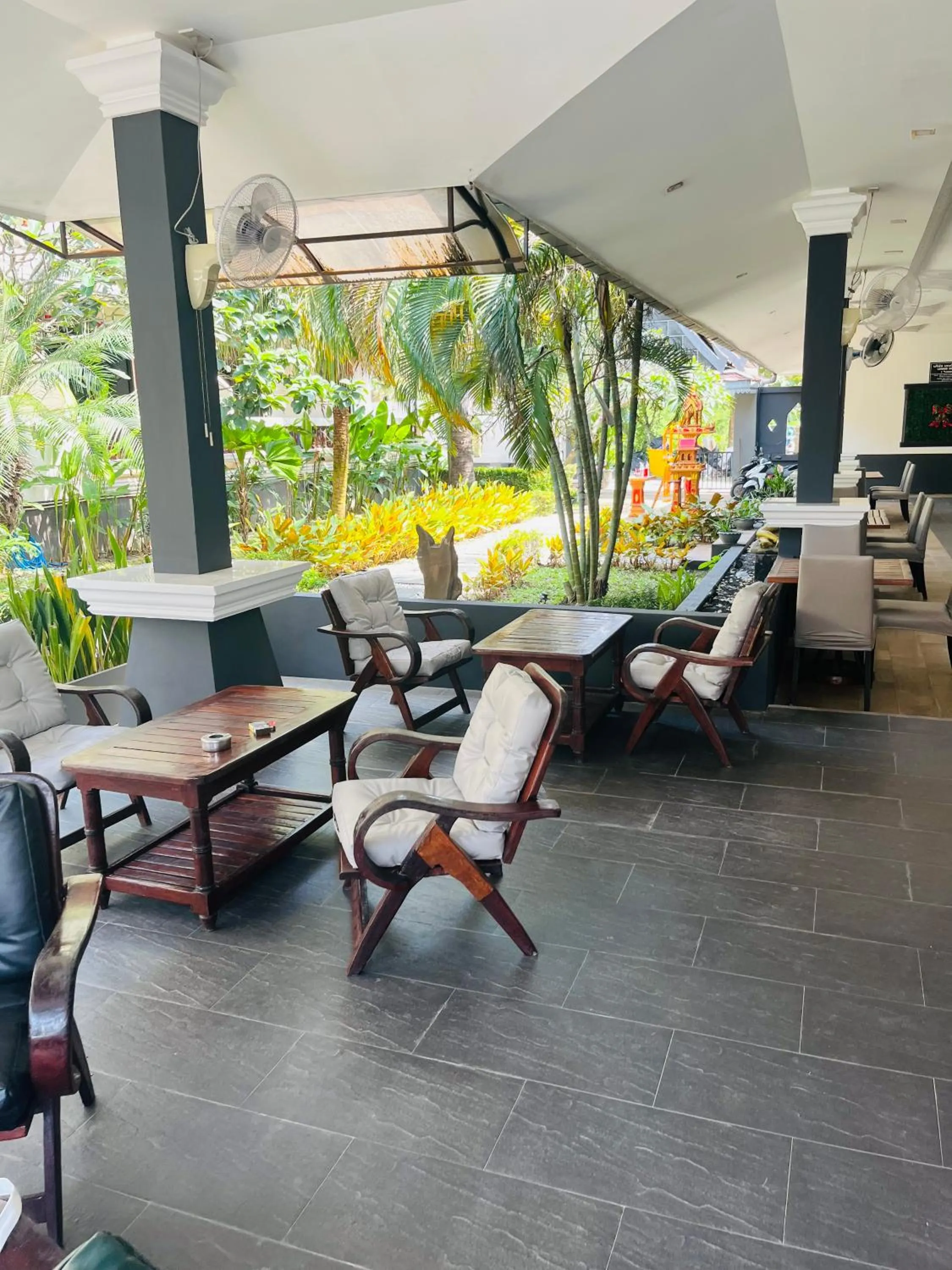 Patio in Tropical Palm