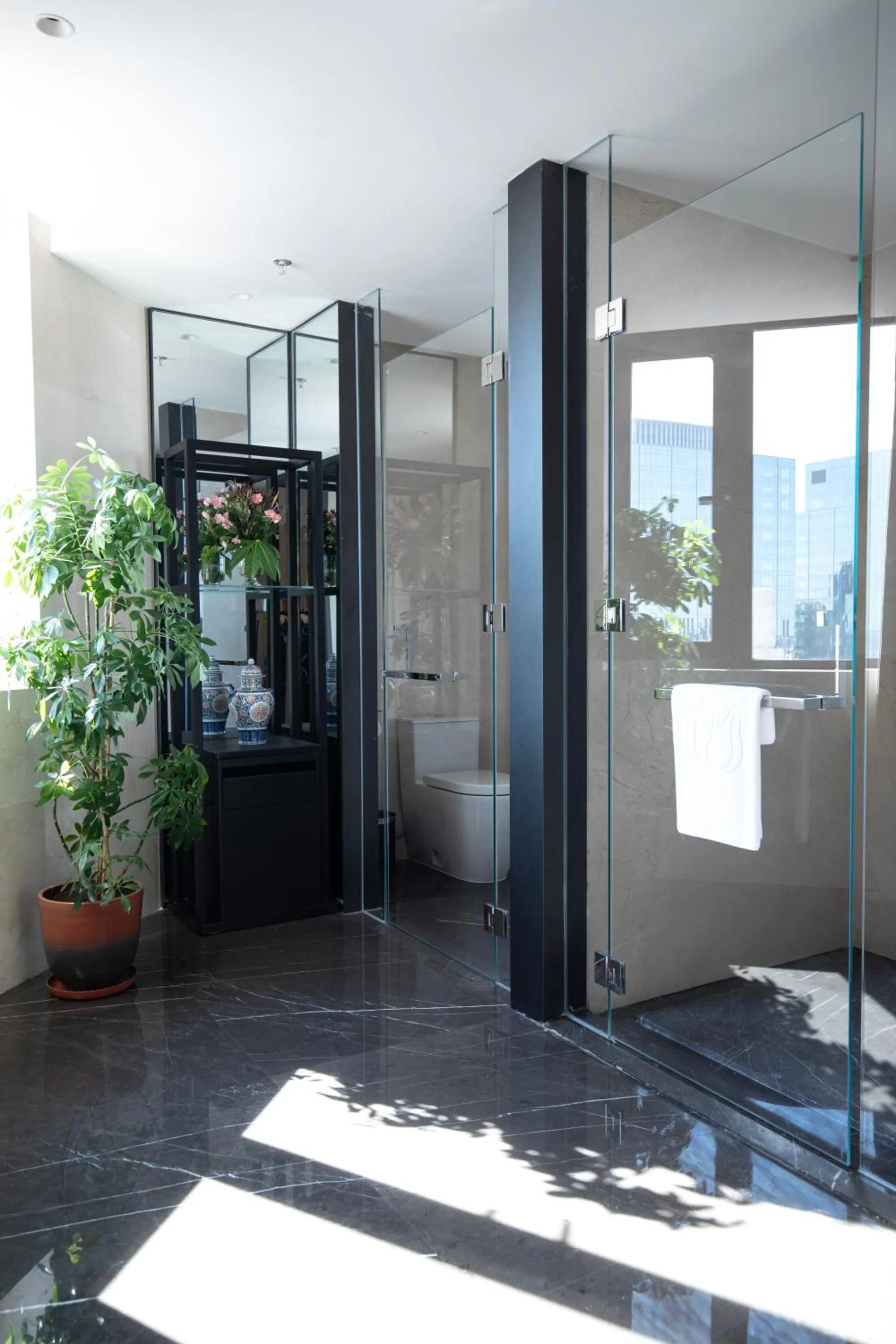 Shower in Beijing Palace Soluxe Hotel Astana