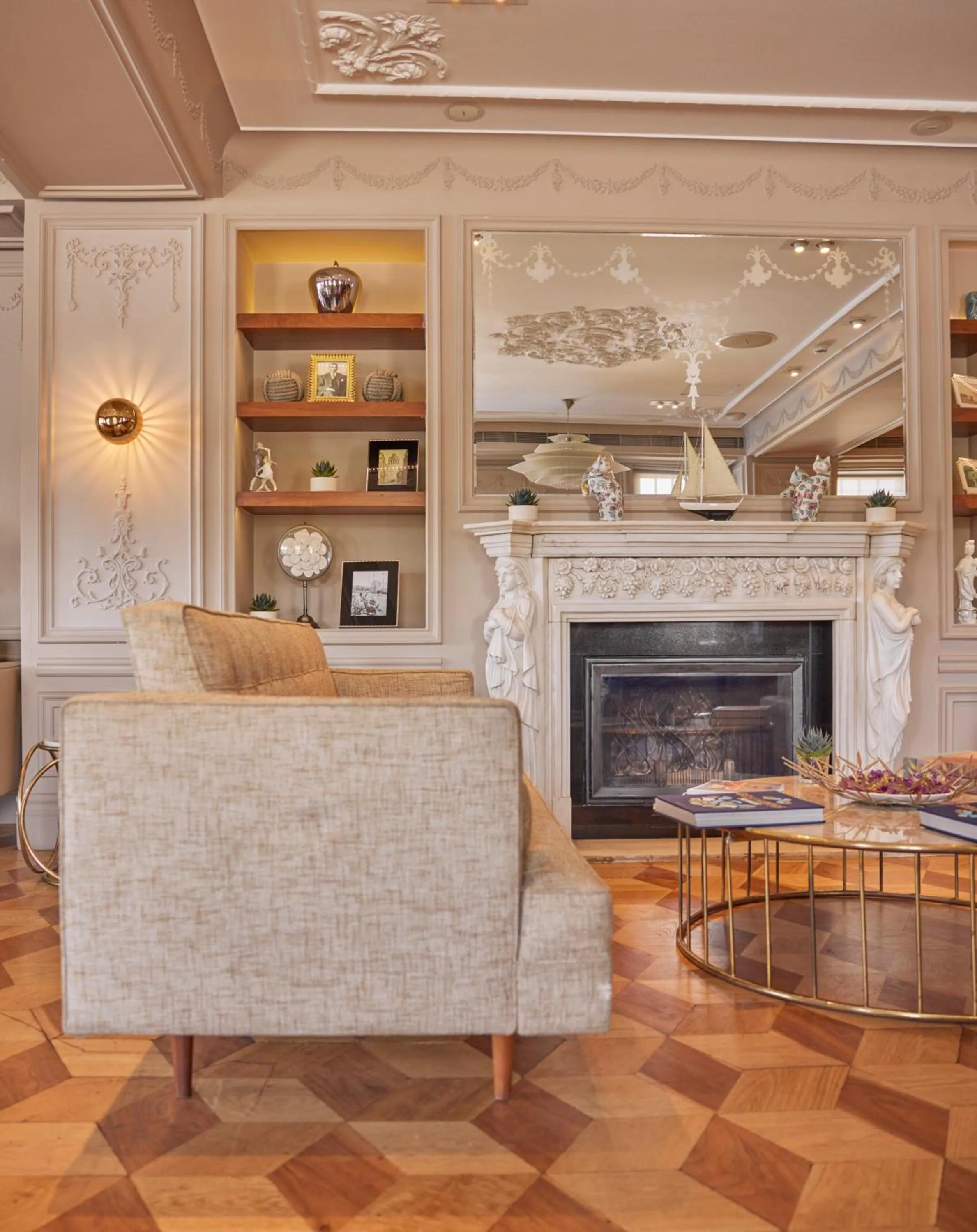 Lounge or bar in The Stay Bosphorus