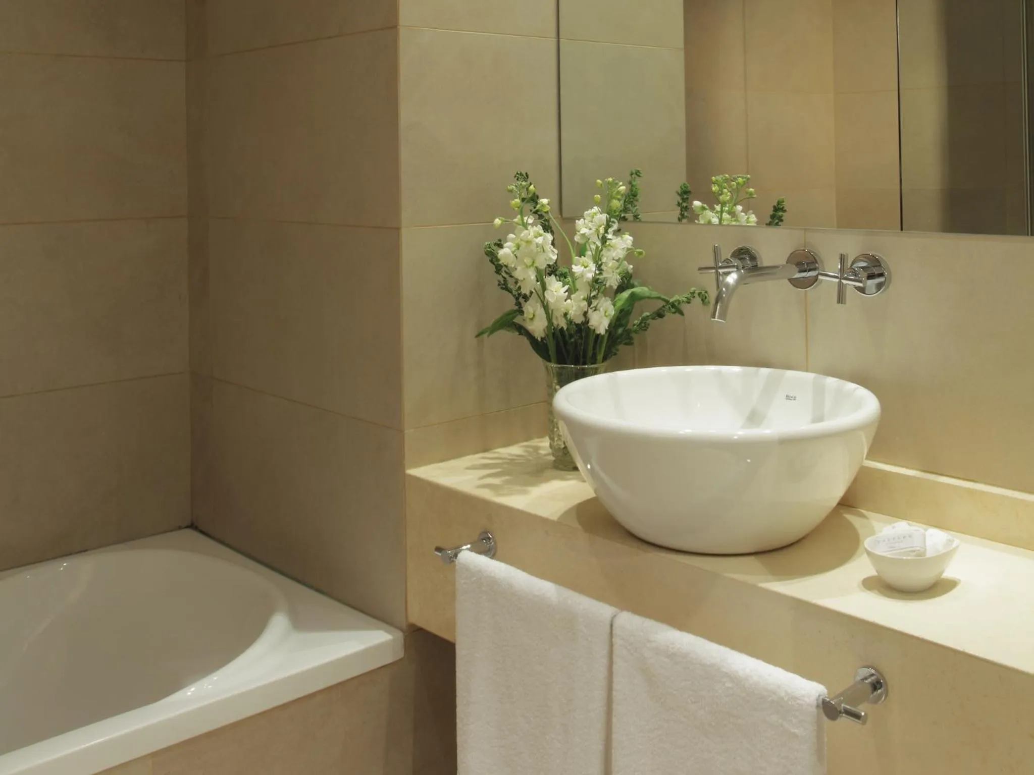 Bathroom in Dazzler by Wyndham Buenos Aires Recoleta