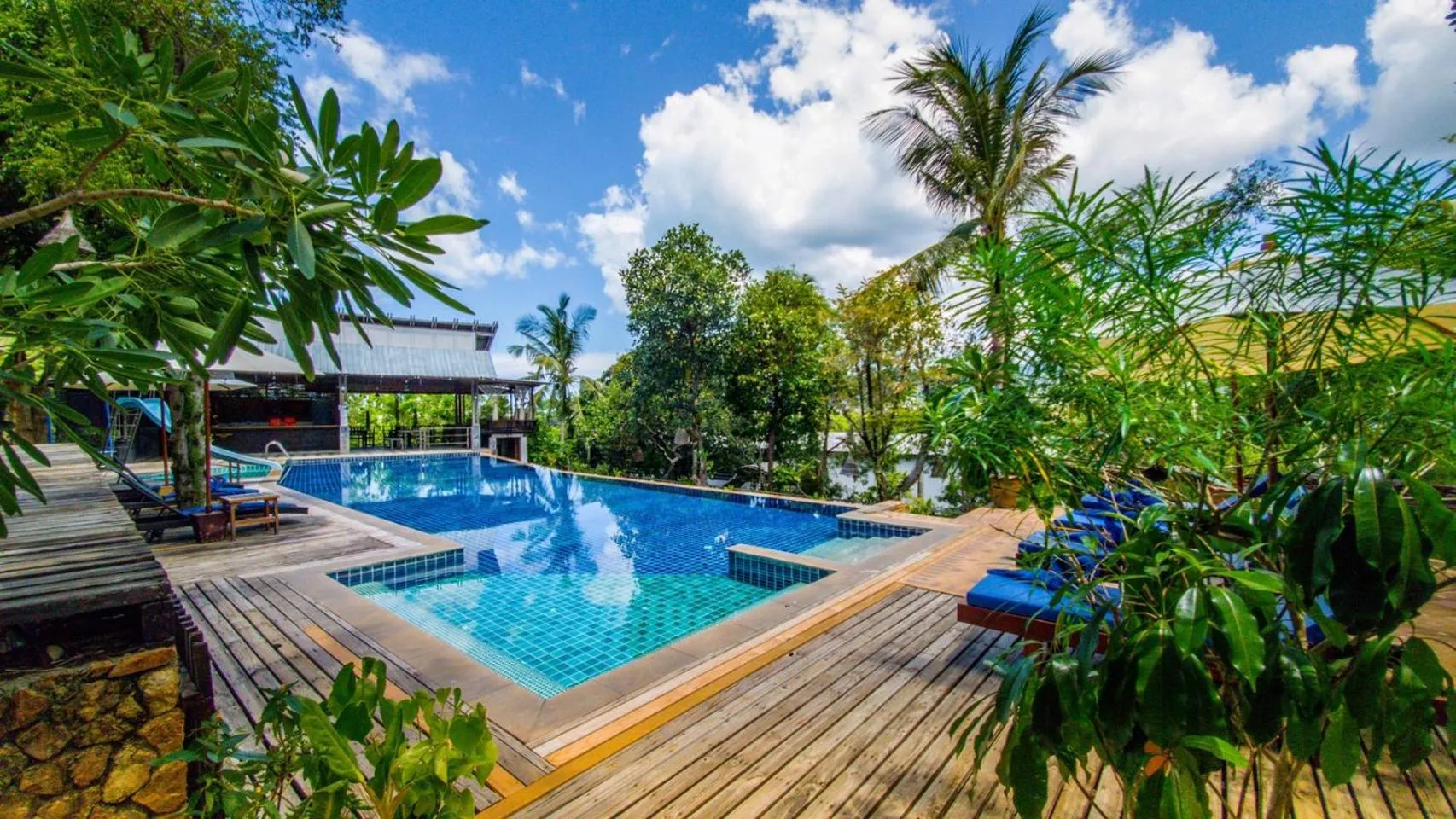 Swimming Pool in Chaweng Park Place