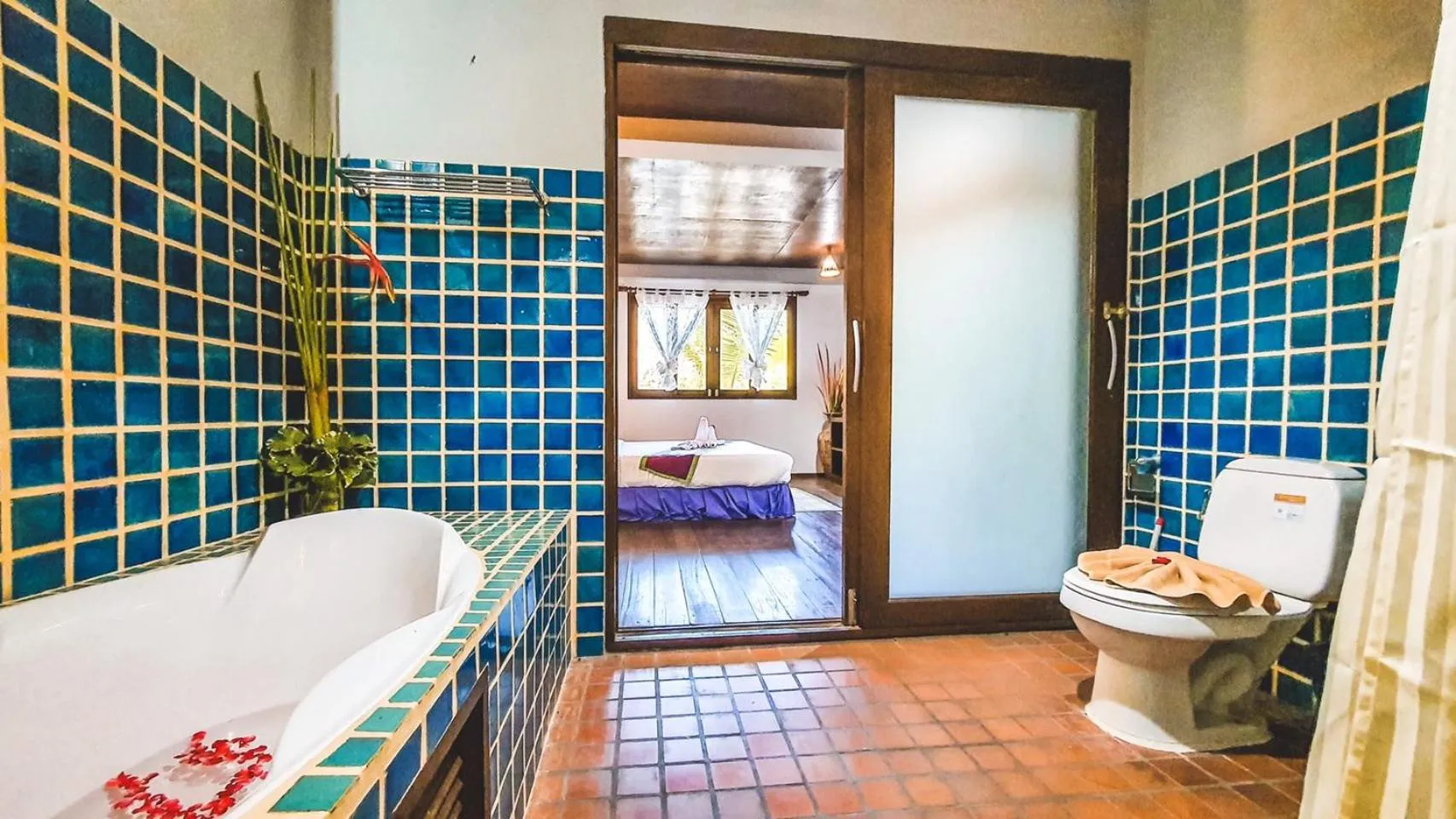 Bathroom in Chaweng Park Place