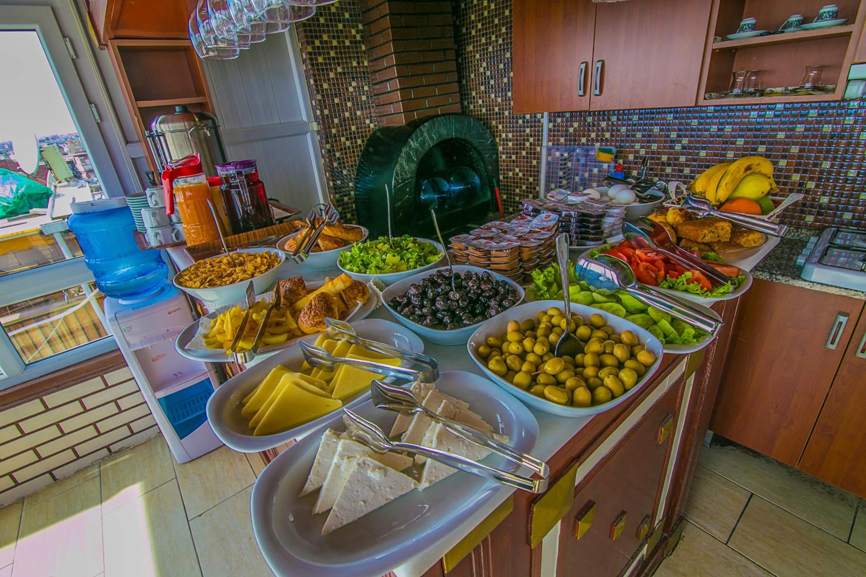 Coffee/tea facilities in Ancient Town Hotel