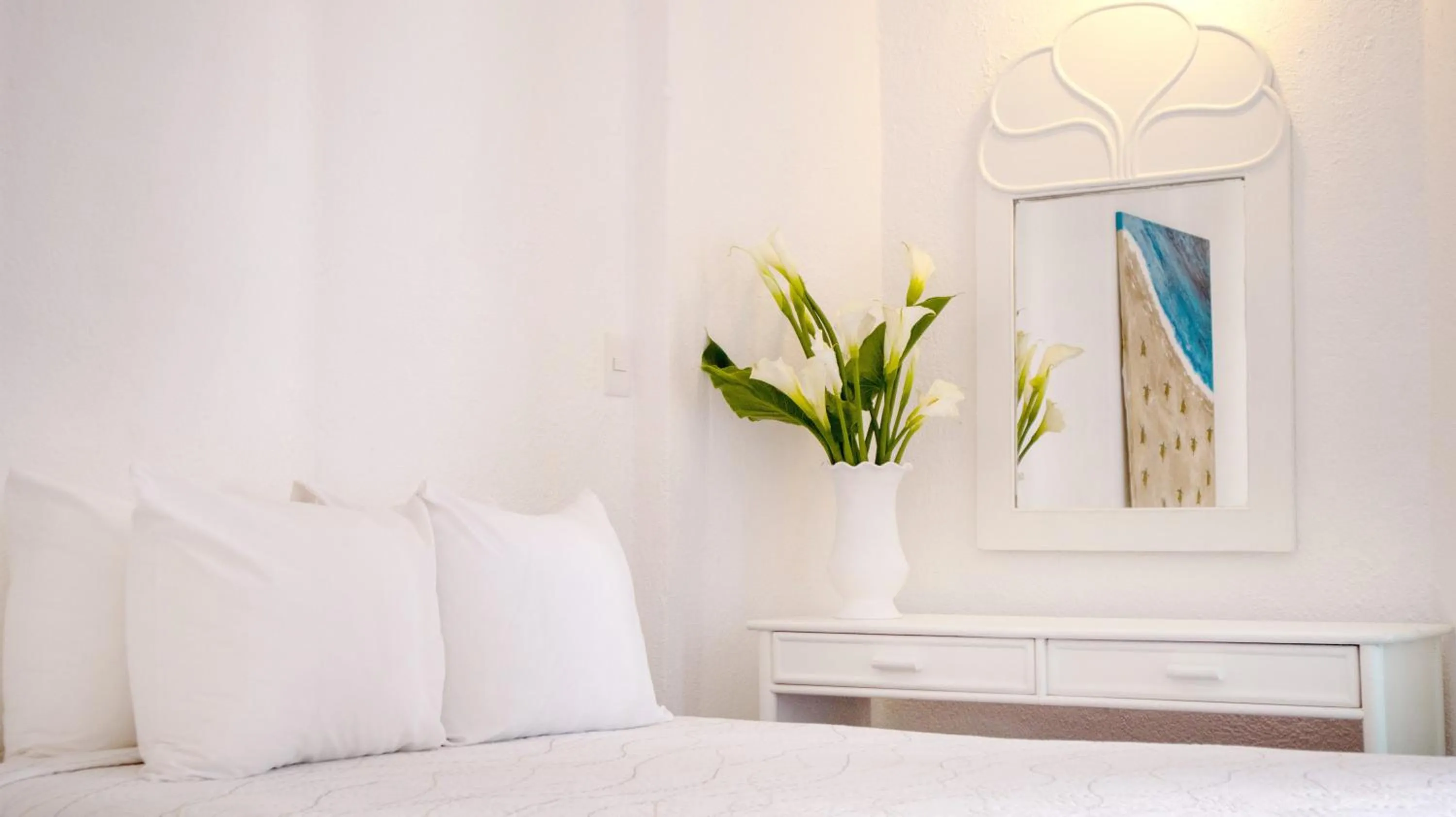 Photo of the whole room, Bed in Hotel Marina Resort & Beach Club