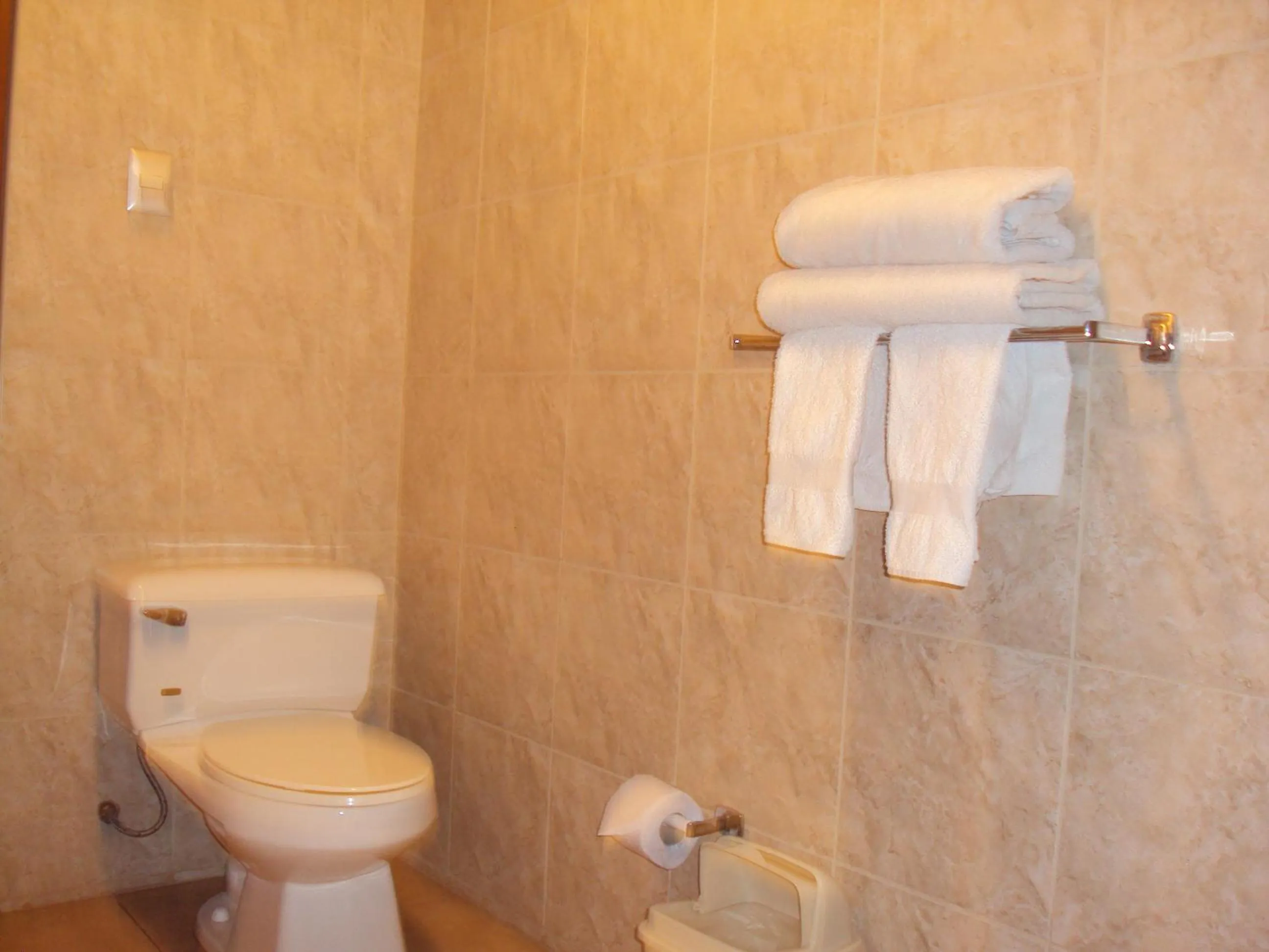 Bathroom in Mosoq Inn