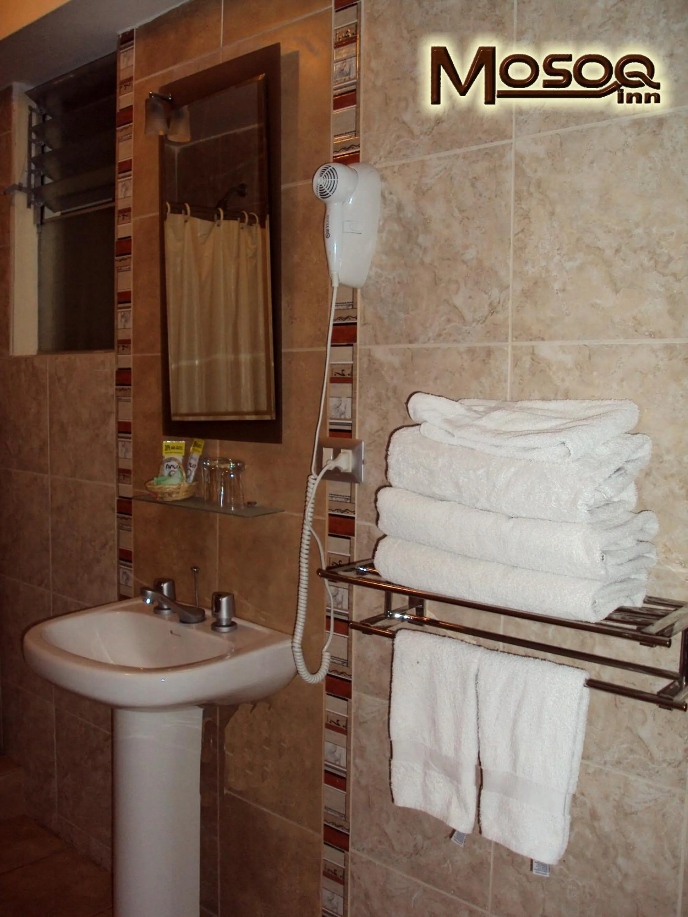 Bathroom in Mosoq Inn