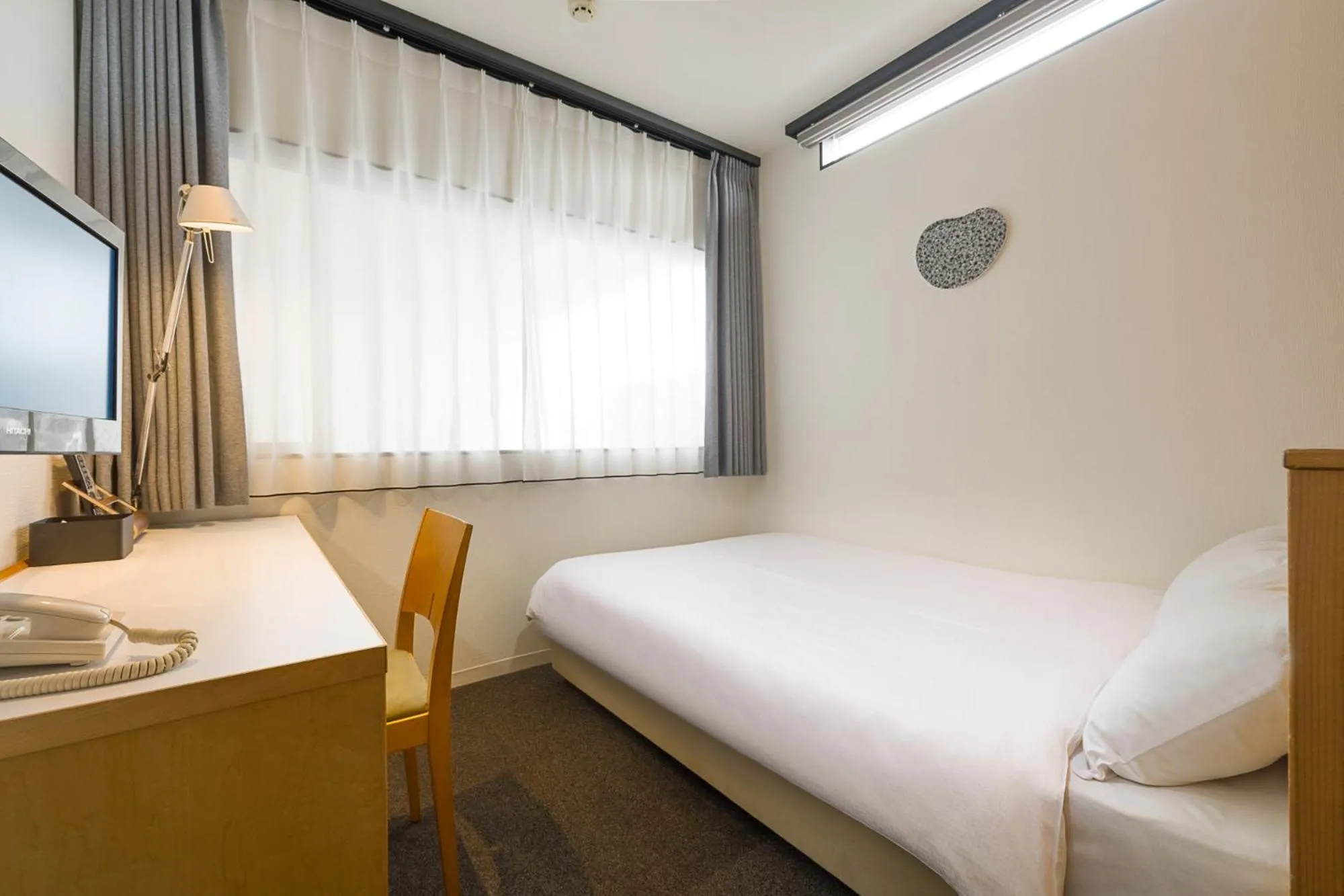Photo of the whole room, Bed in Hotel Oak Shizuoka
