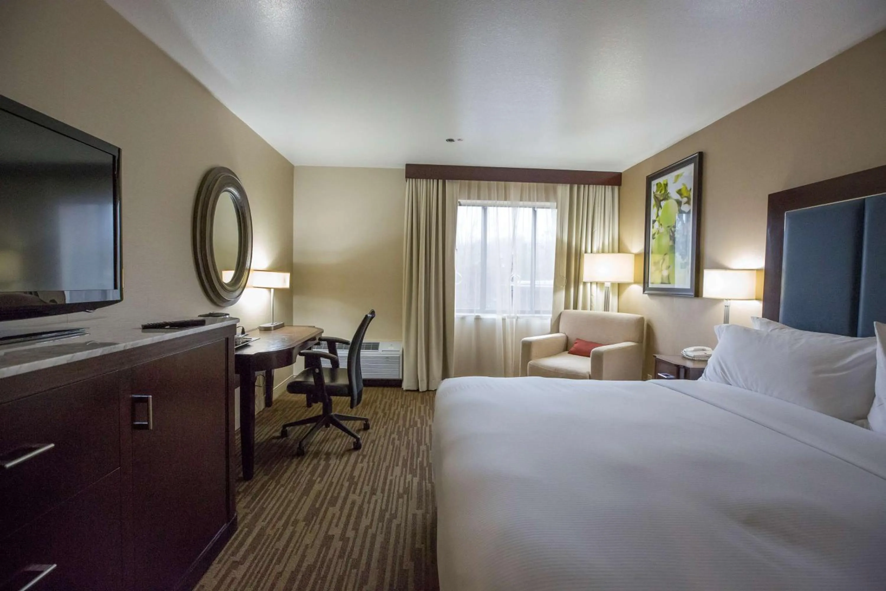 Bed in Doubletree by Hilton, Leominster