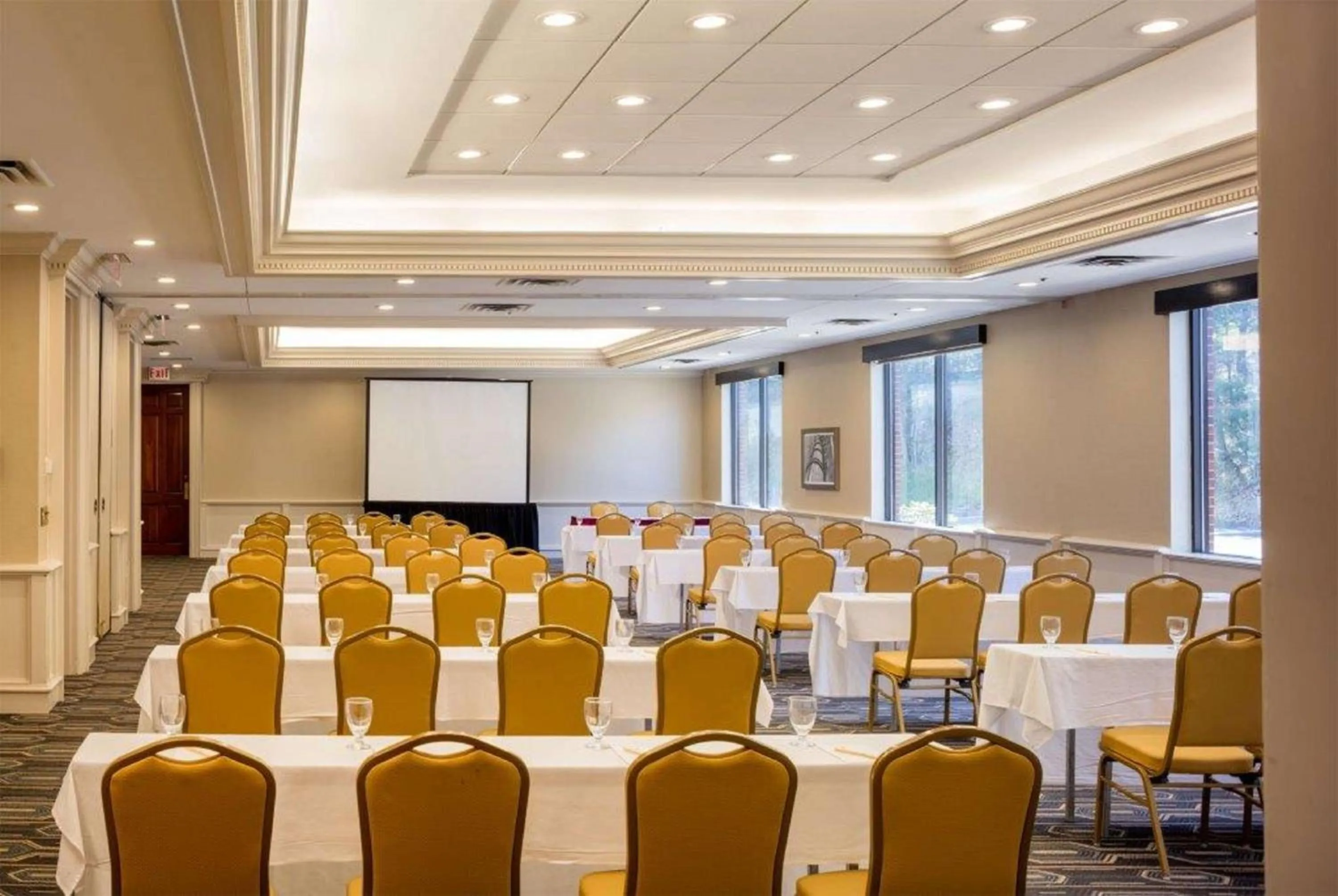 Meeting/conference room in Doubletree by Hilton, Leominster