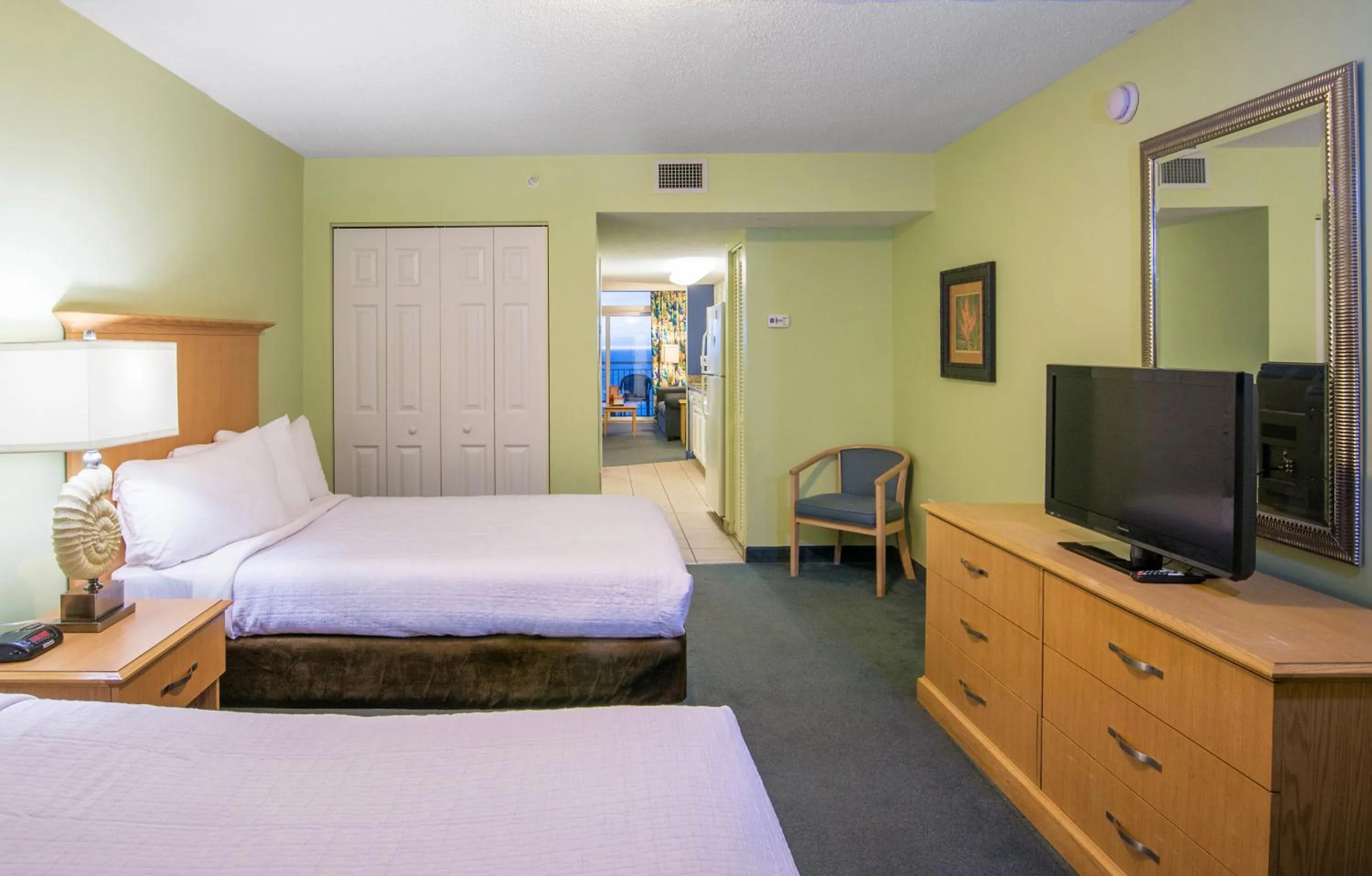 Photo of the whole room, Bed in Paradise Resort