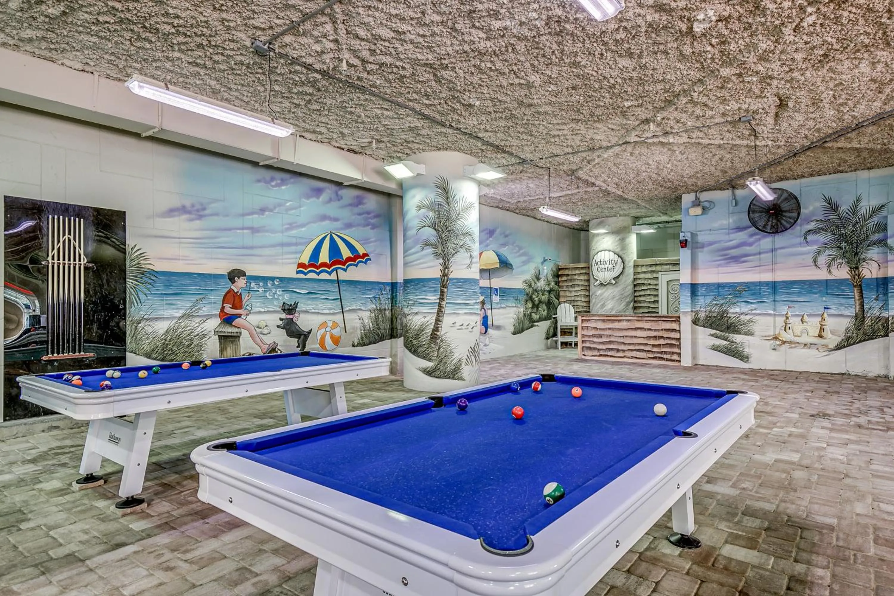 Billiard in Dunes Village