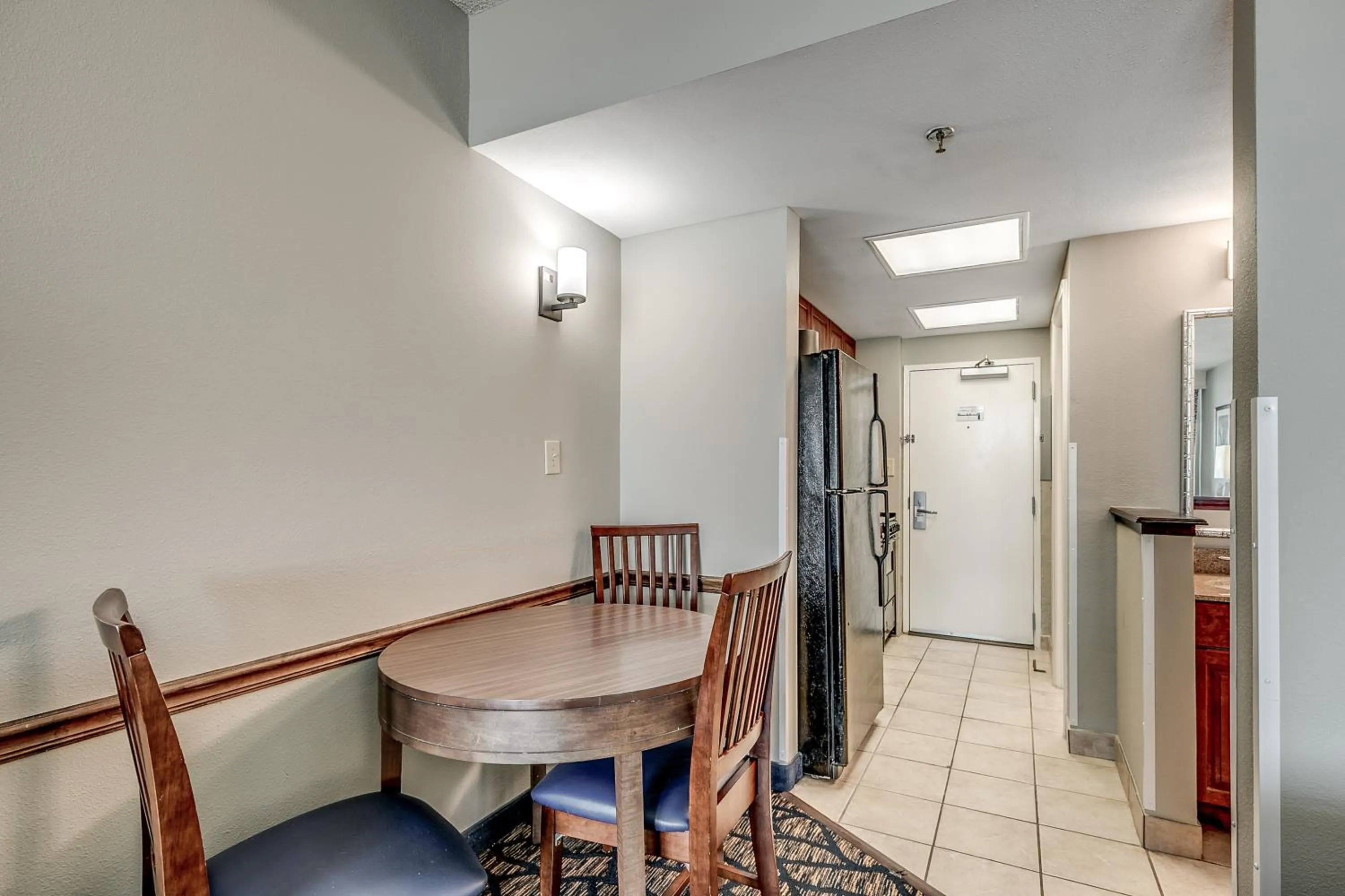 Dining area in Dunes Village
