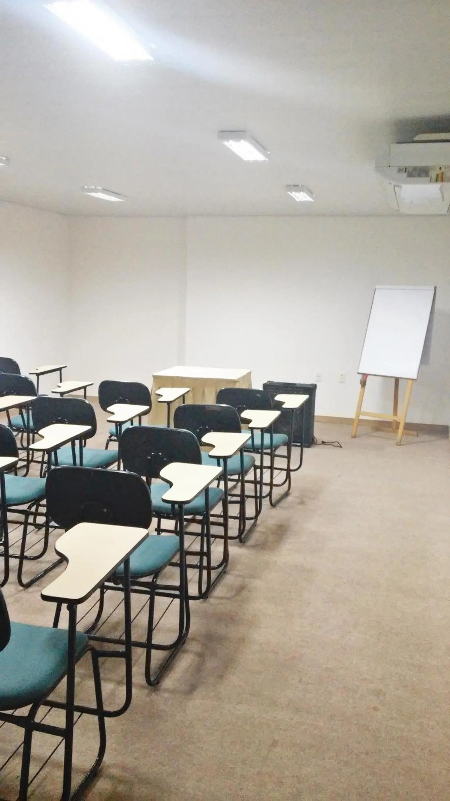 Business facilities in Xênius Hotel