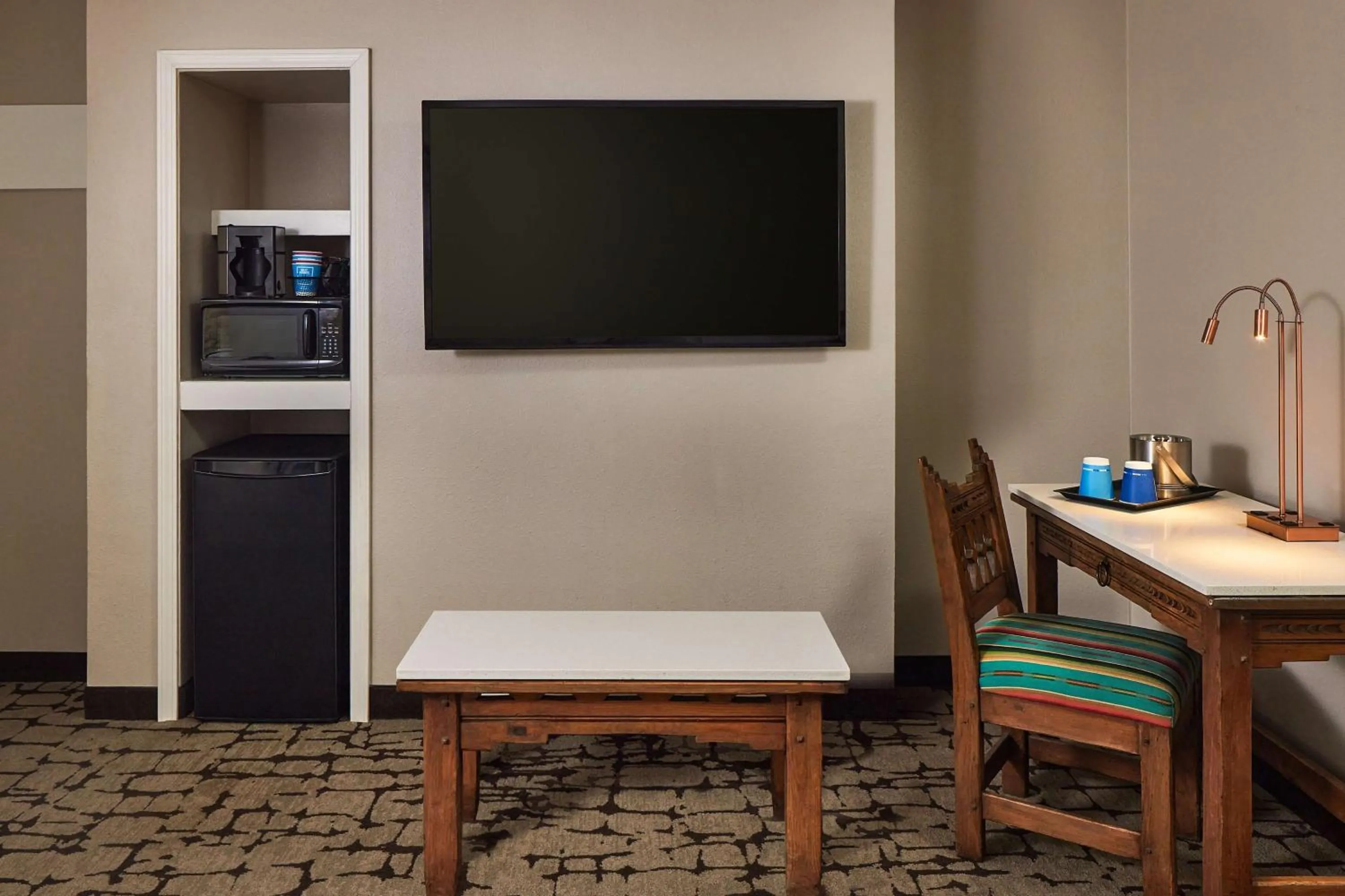 Bedroom in Hilton Tapestry Collection, Hotel Don Fernando De Taos