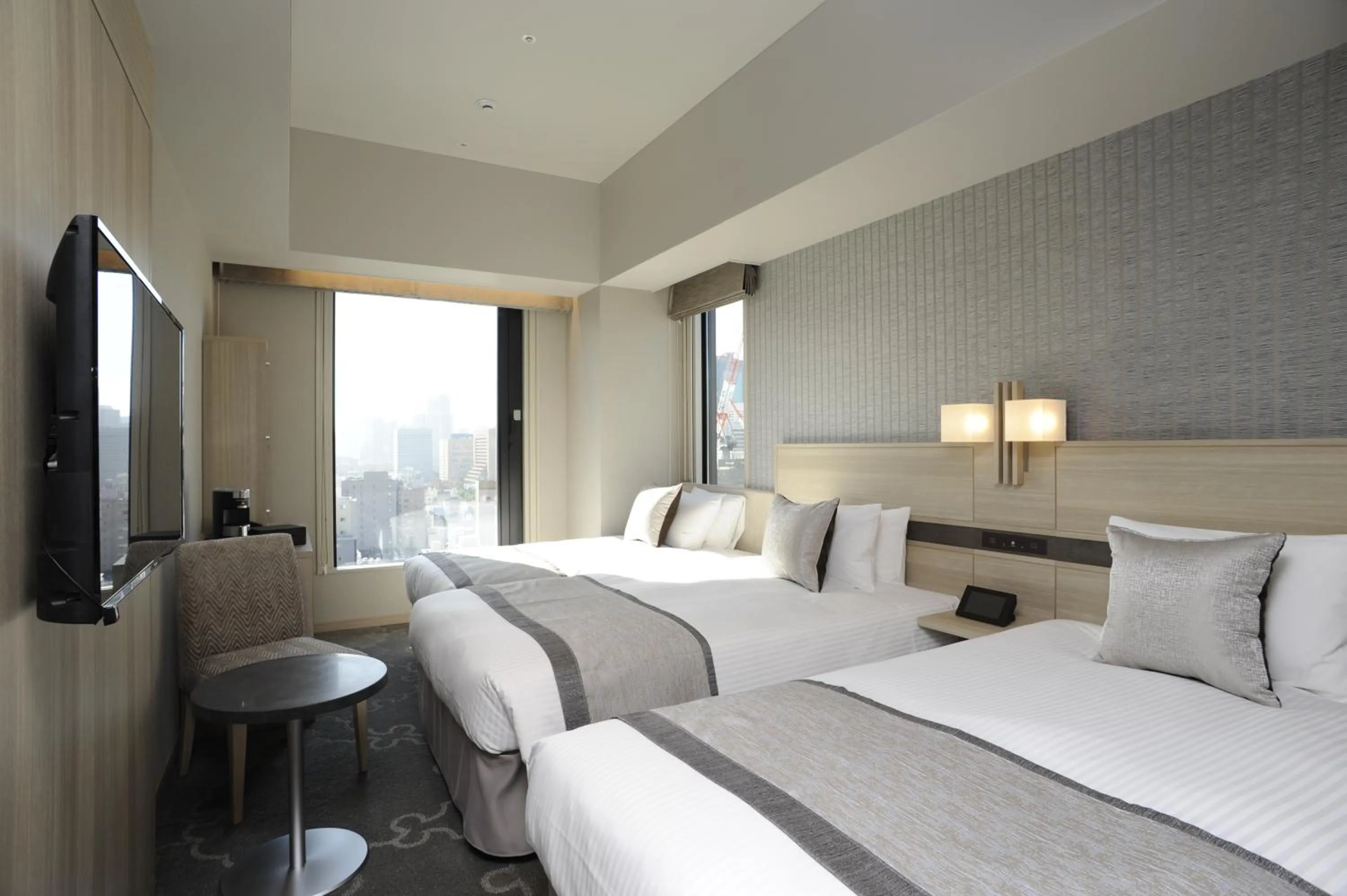 Photo of the whole room, Bed in Hotel Keihan Tsukiji Ginza Grande