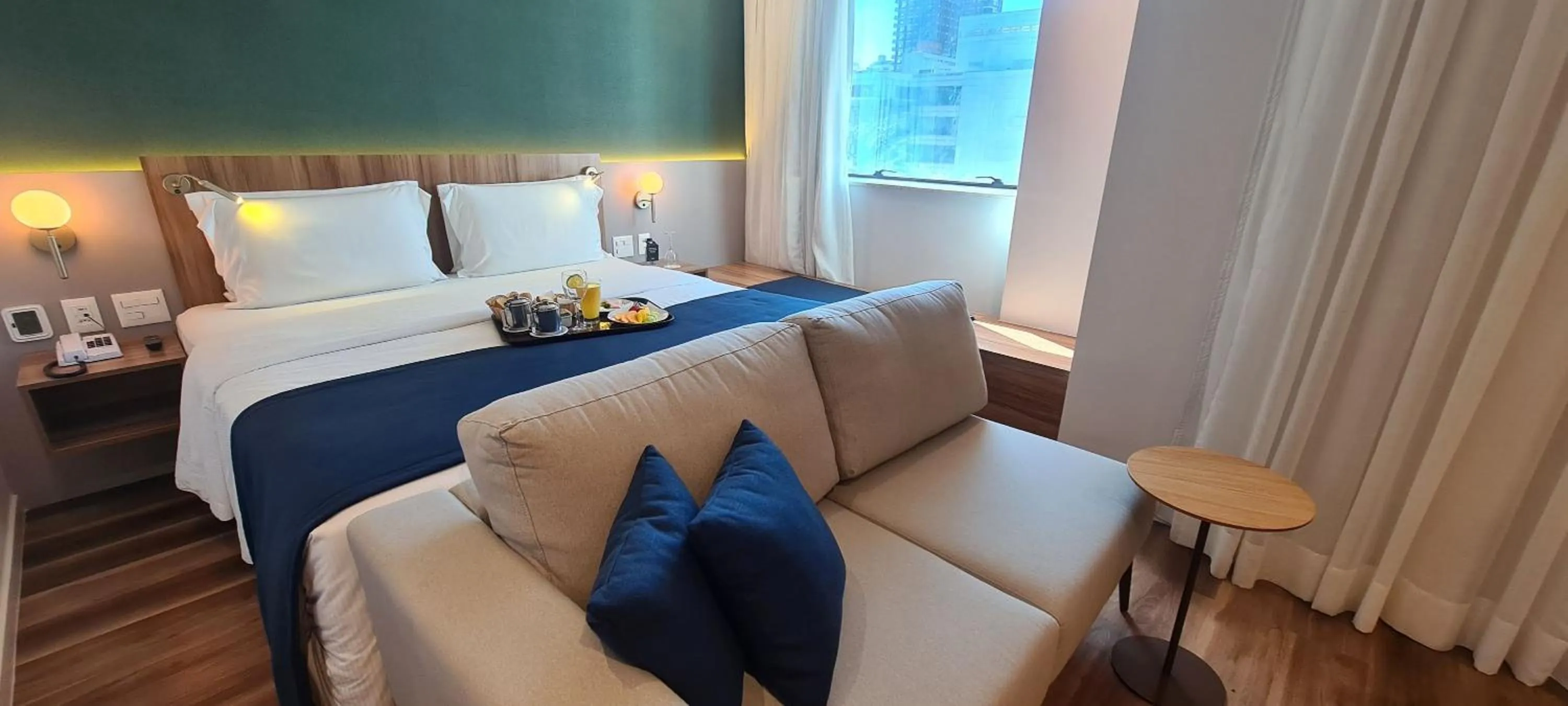 Bed in Blue Tree Premium Faria Lima