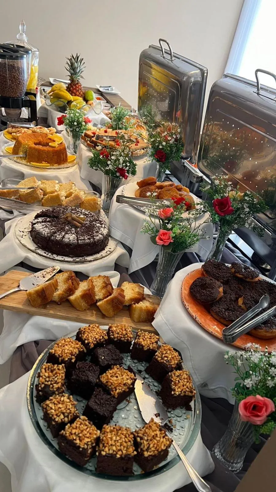 Buffet breakfast in Reserva Praia Hotel