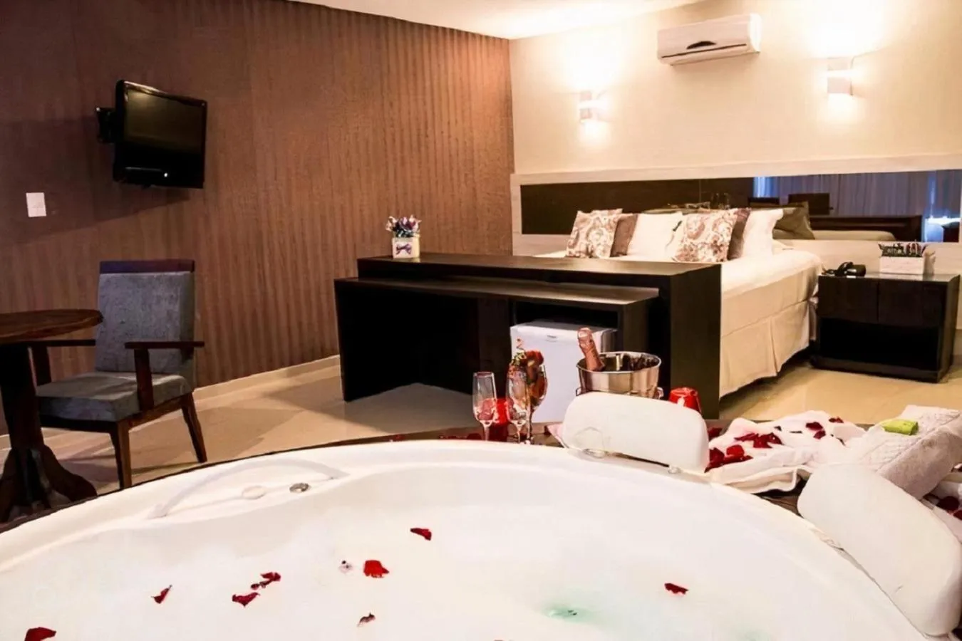 Bedroom, Bed in Reserva Praia Hotel