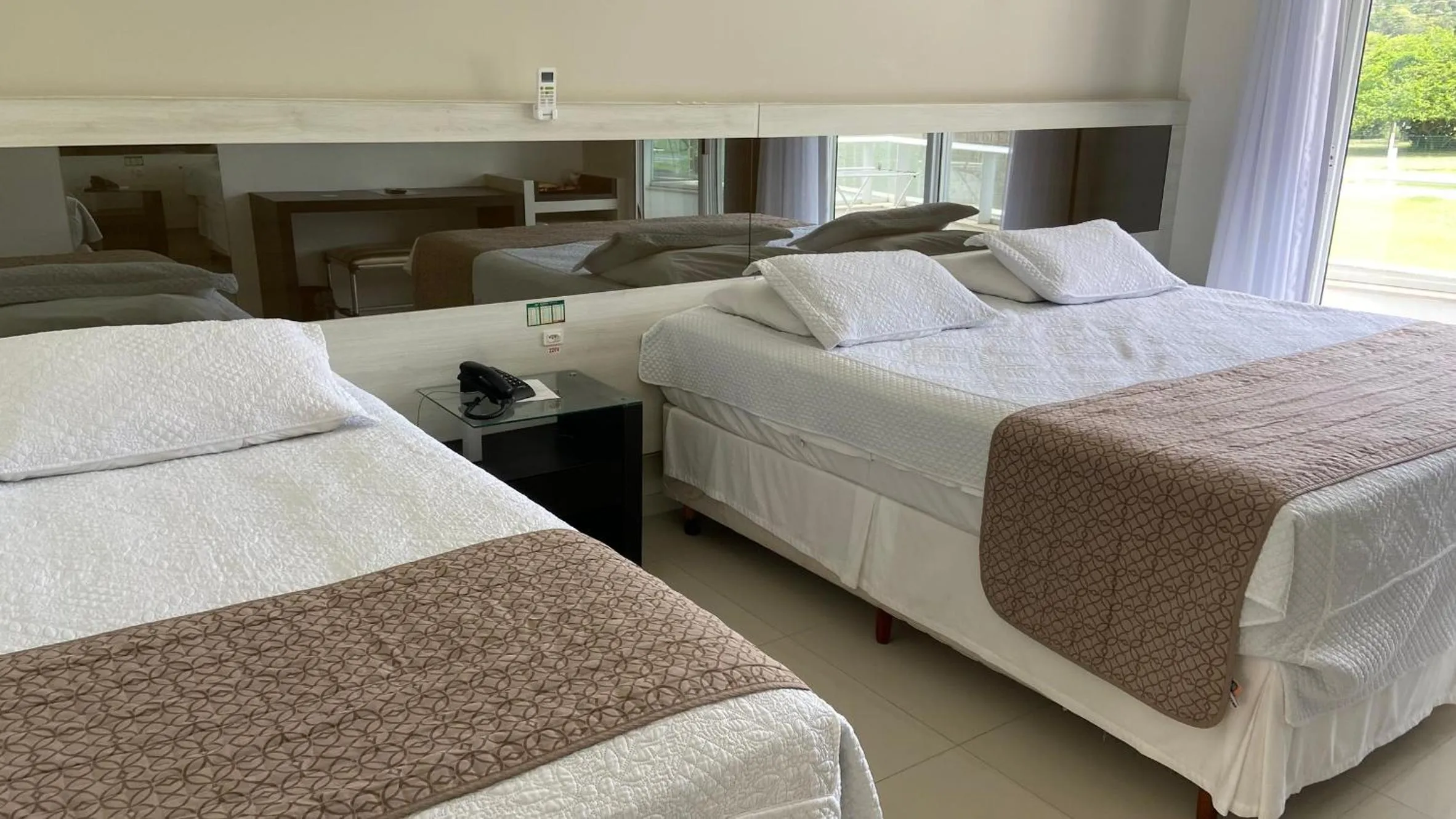 Photo of the whole room, Bed in Reserva Praia Hotel