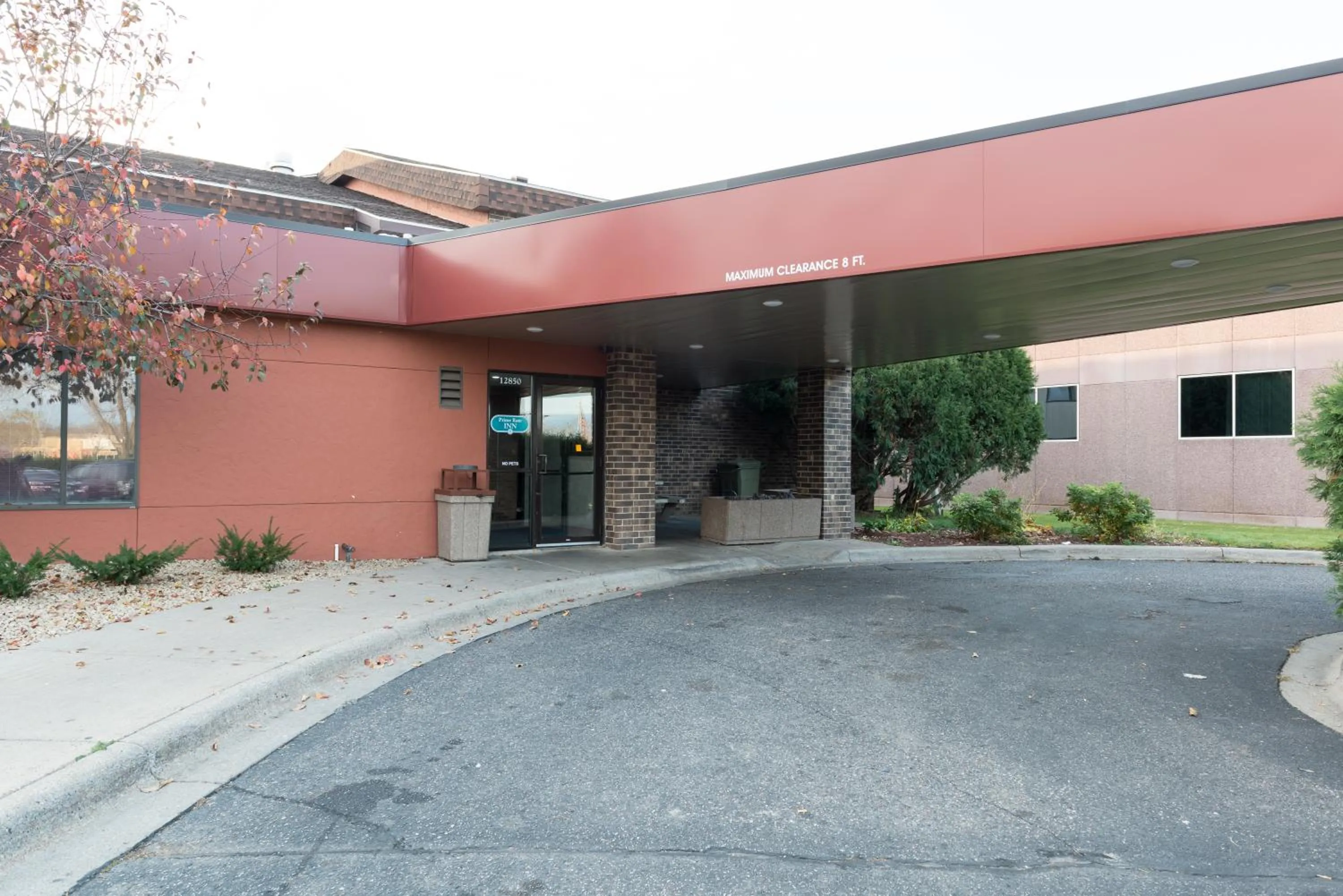 Facade/entrance in Prime Rate Inn